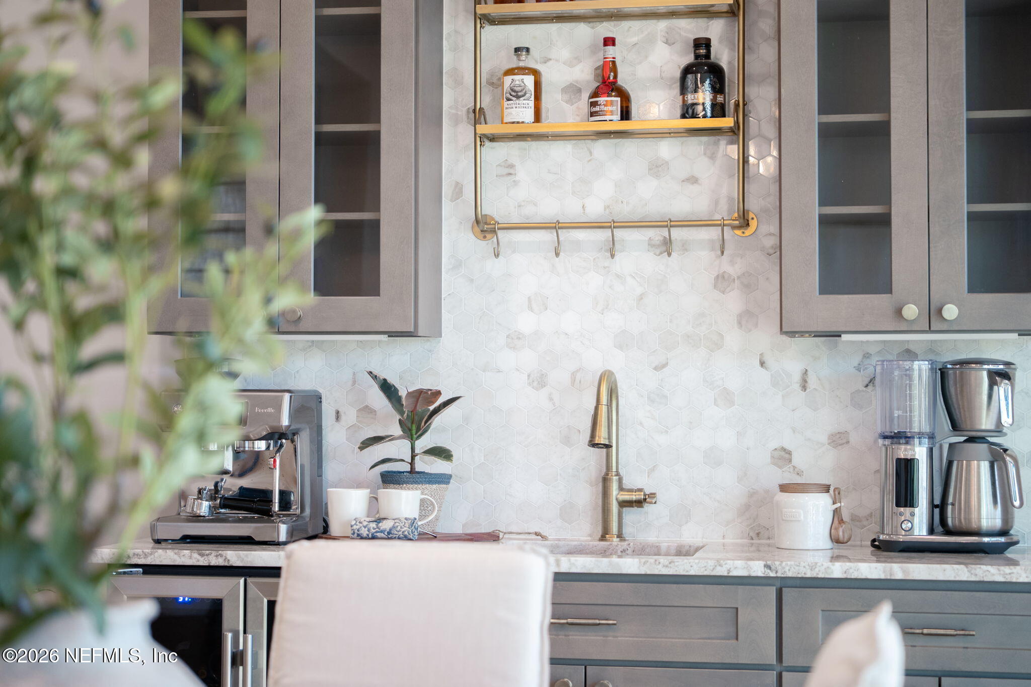 473 PARKBLUFF Circle