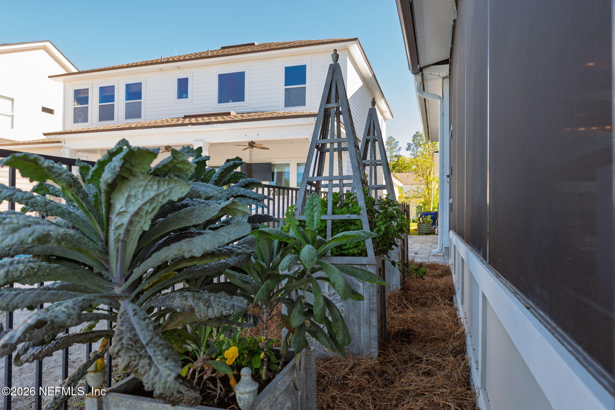 473 PARKBLUFF Circle