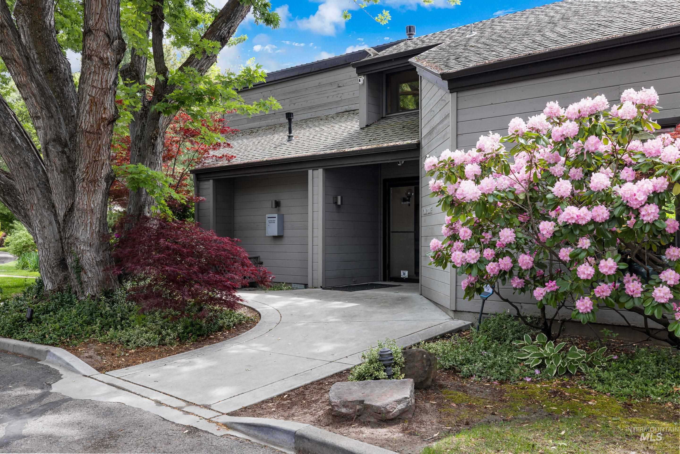 1954 S Wood Duck Lane