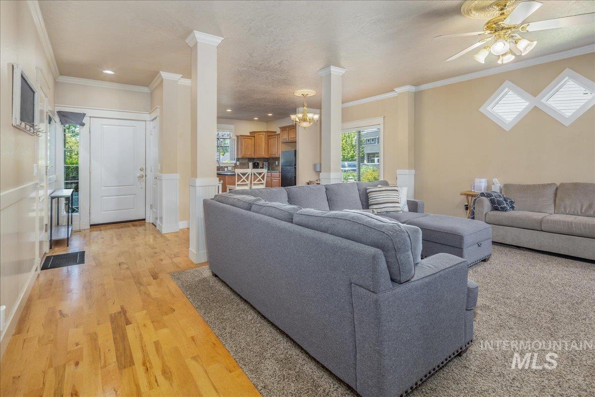 2316 E Clifton Drive