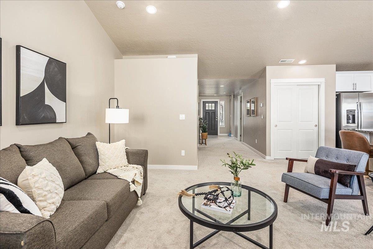 10324 W Thimbleberry Drive