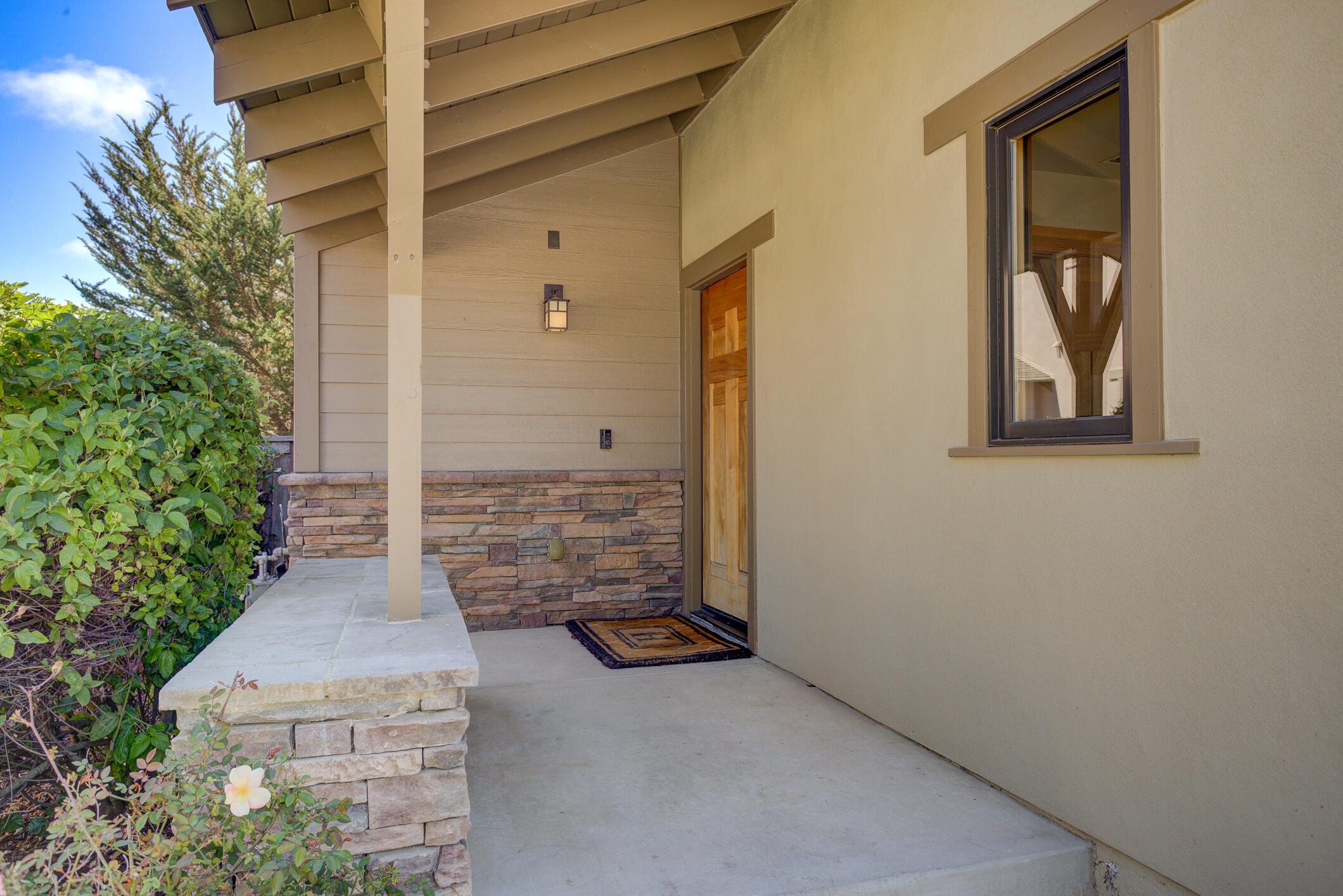 2303 Sanderling Court