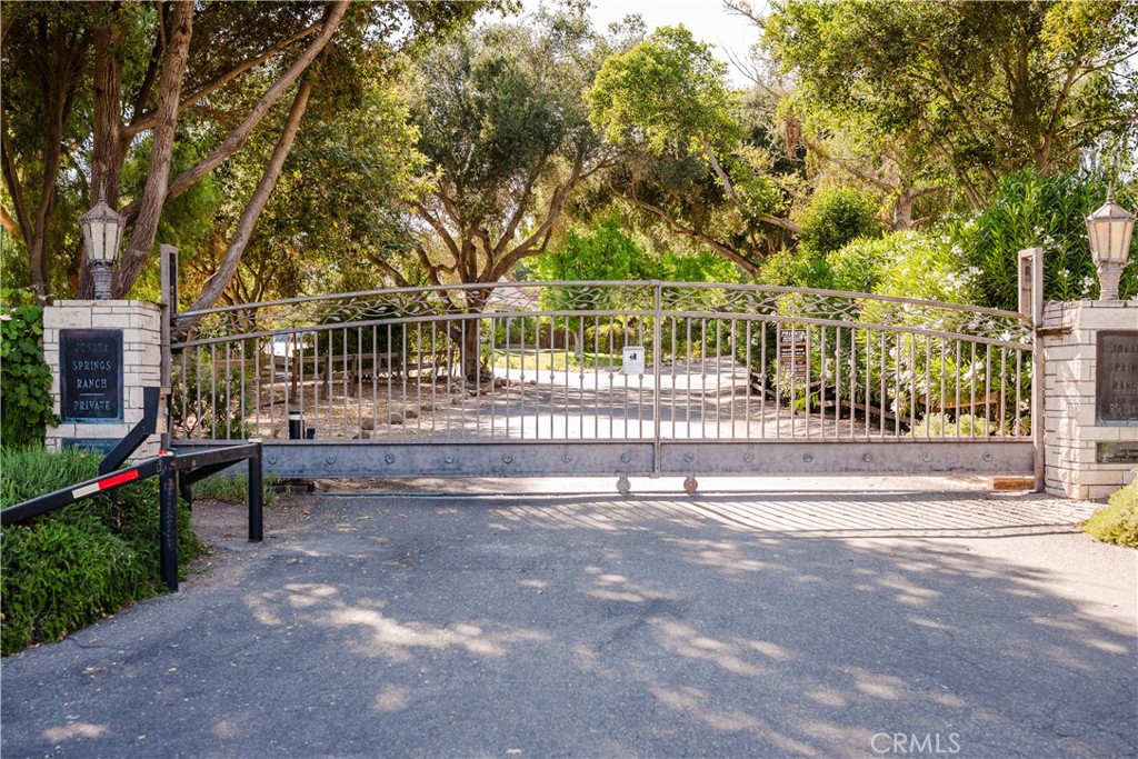 40 Bobcat Springs Road