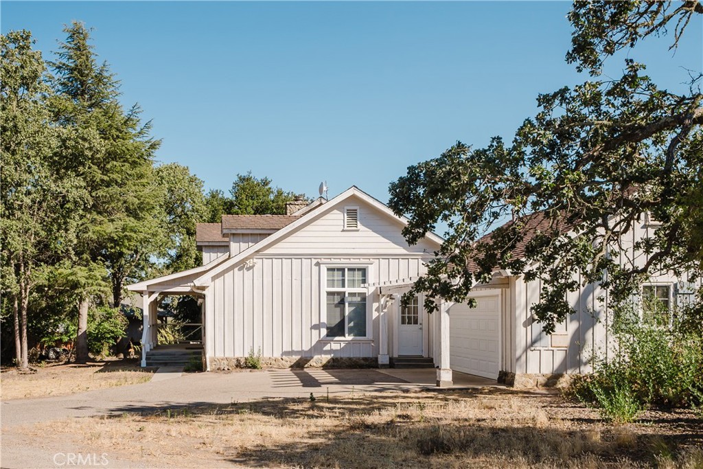 40 Bobcat Springs Road