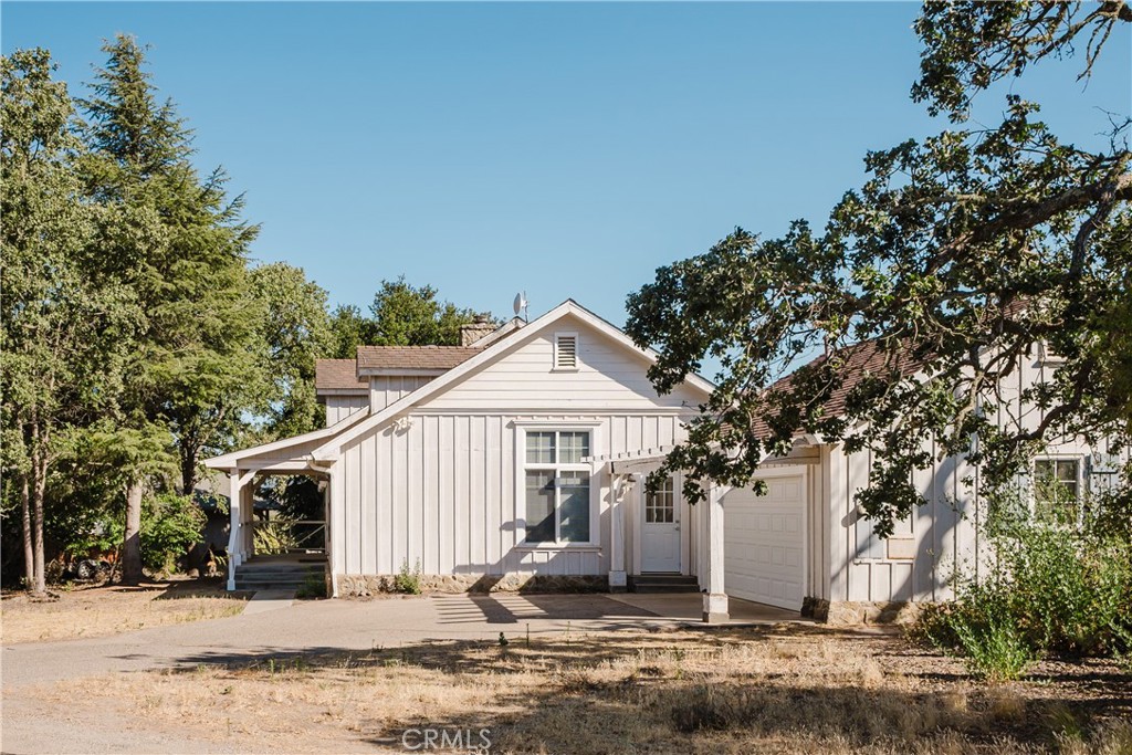 40 Bobcat Springs Road