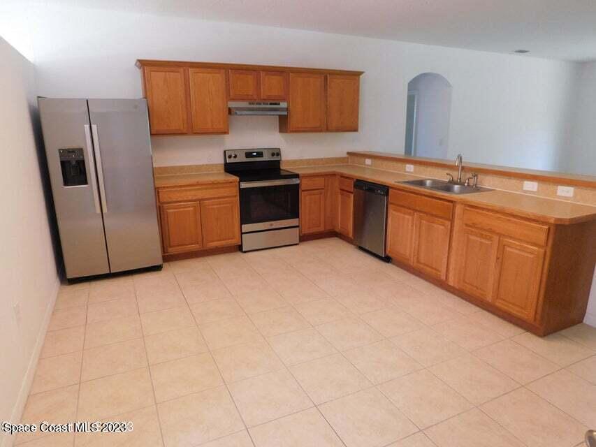 859 Delano Avenue NW