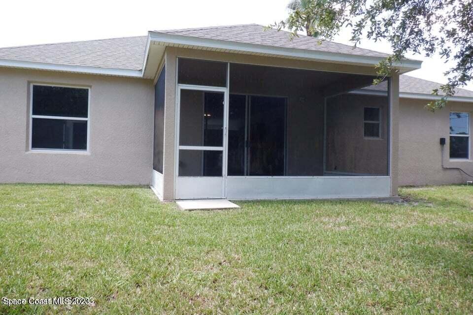 859 Delano Avenue NW