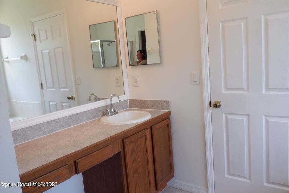 859 Delano Avenue NW