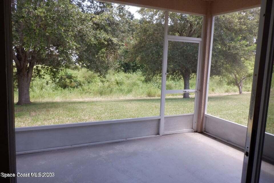 859 Delano Avenue NW