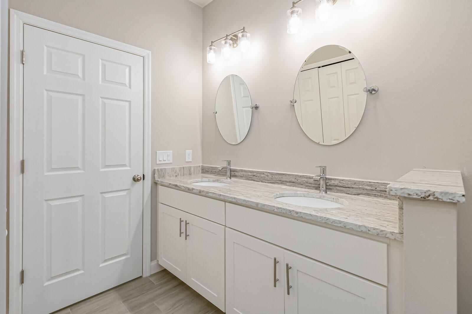 971 Dorchester Road NW