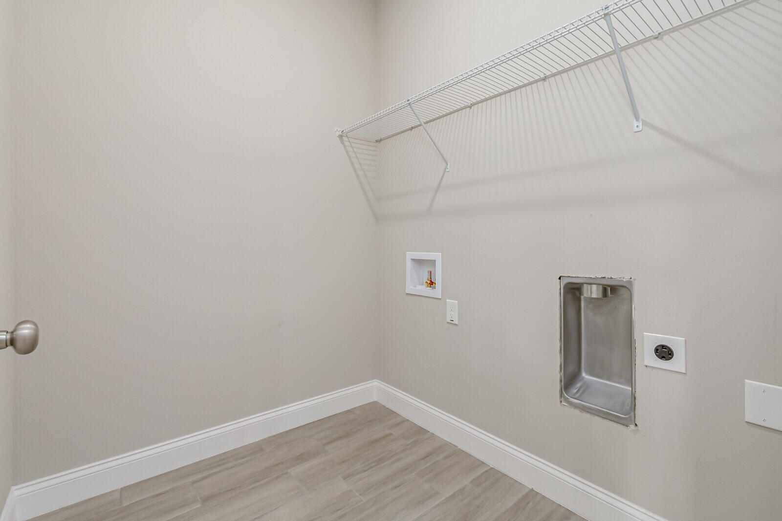 971 Dorchester Road NW