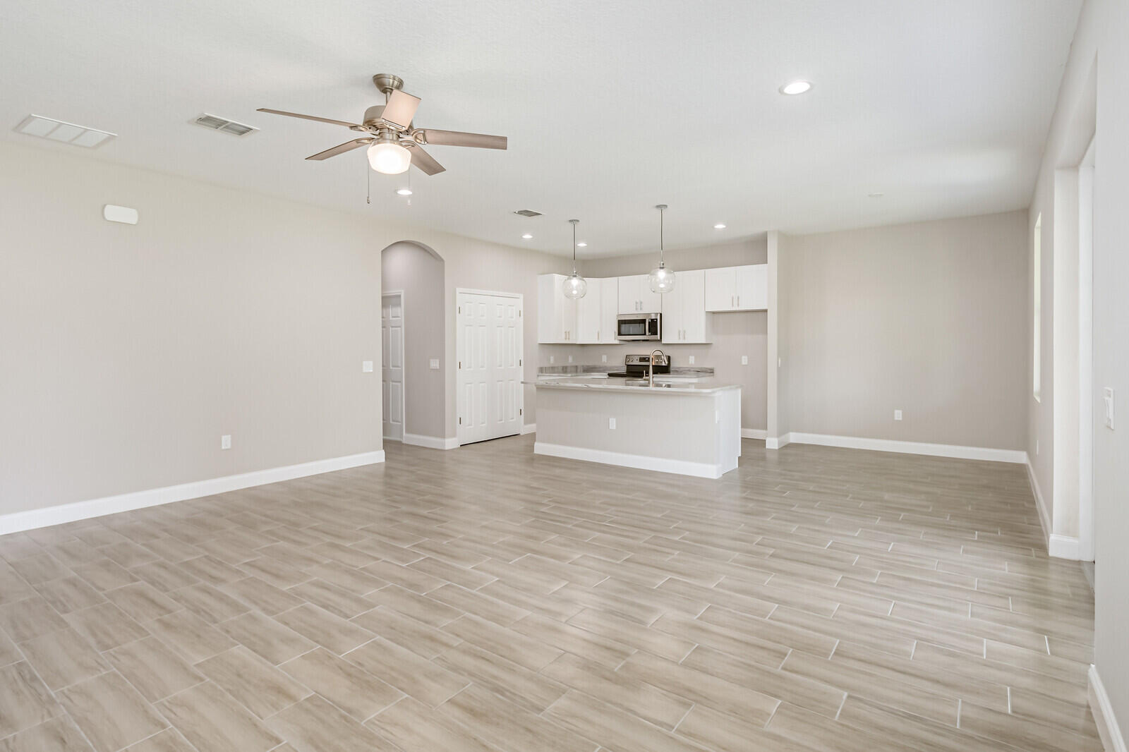 971 Dorchester Road NW