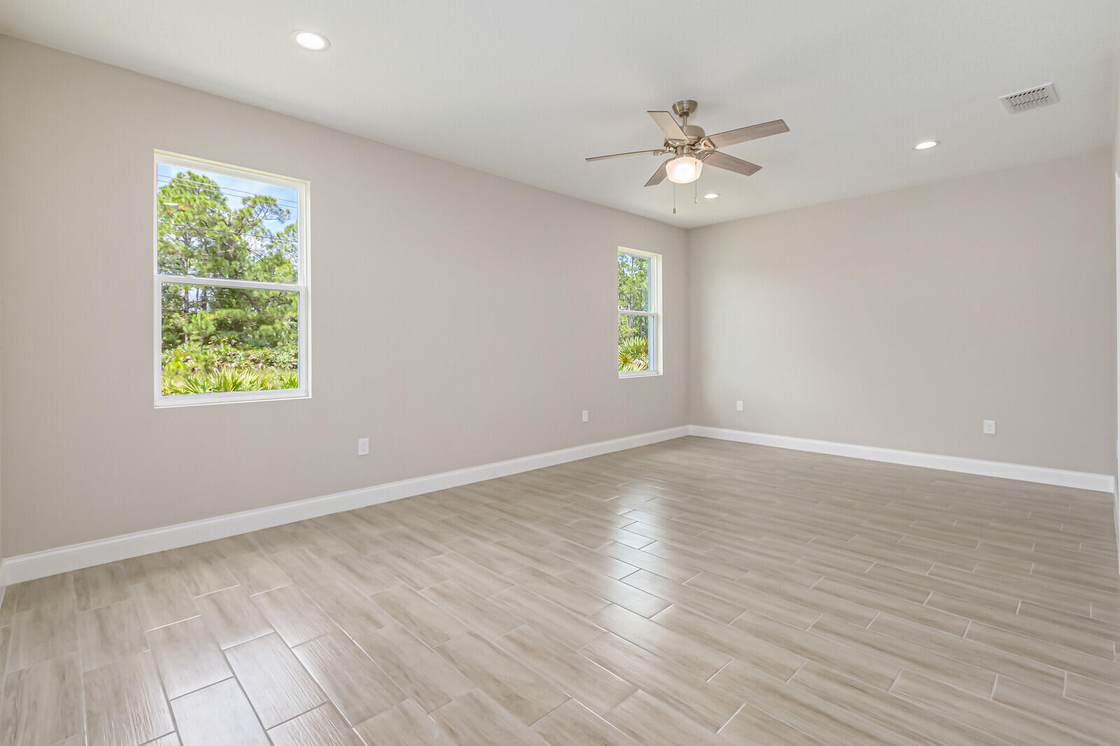 971 Dorchester Road NW