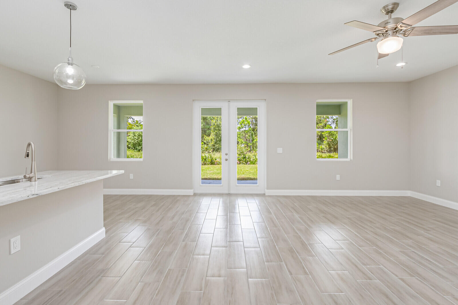 971 Dorchester Road NW