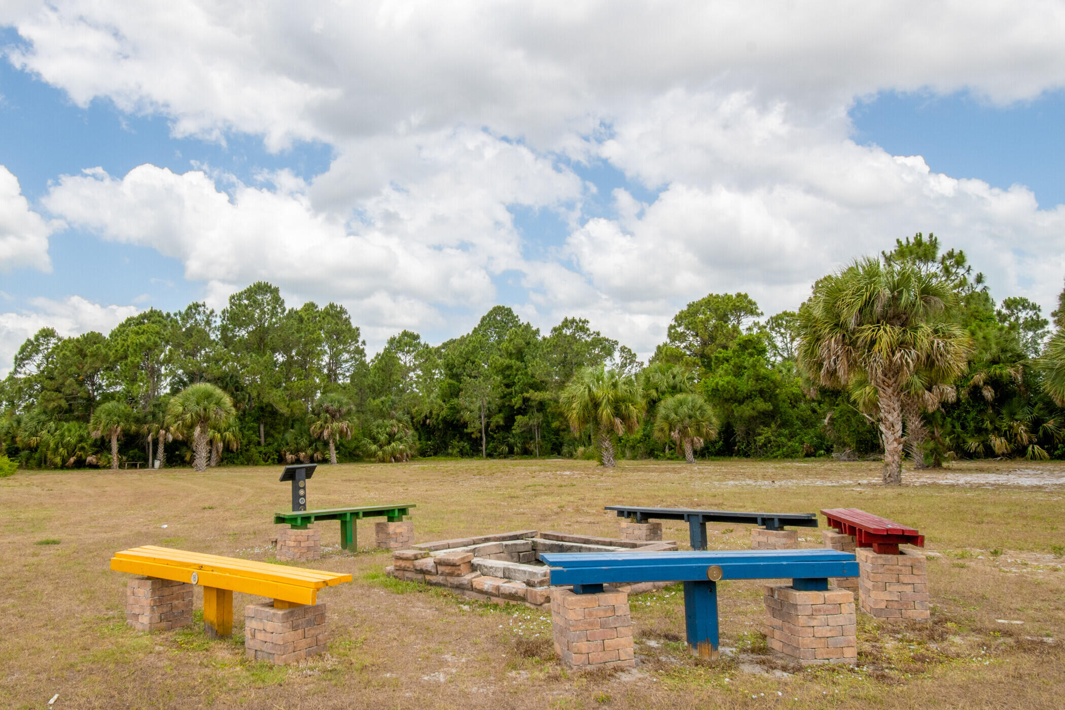 823 Beacon Street NW