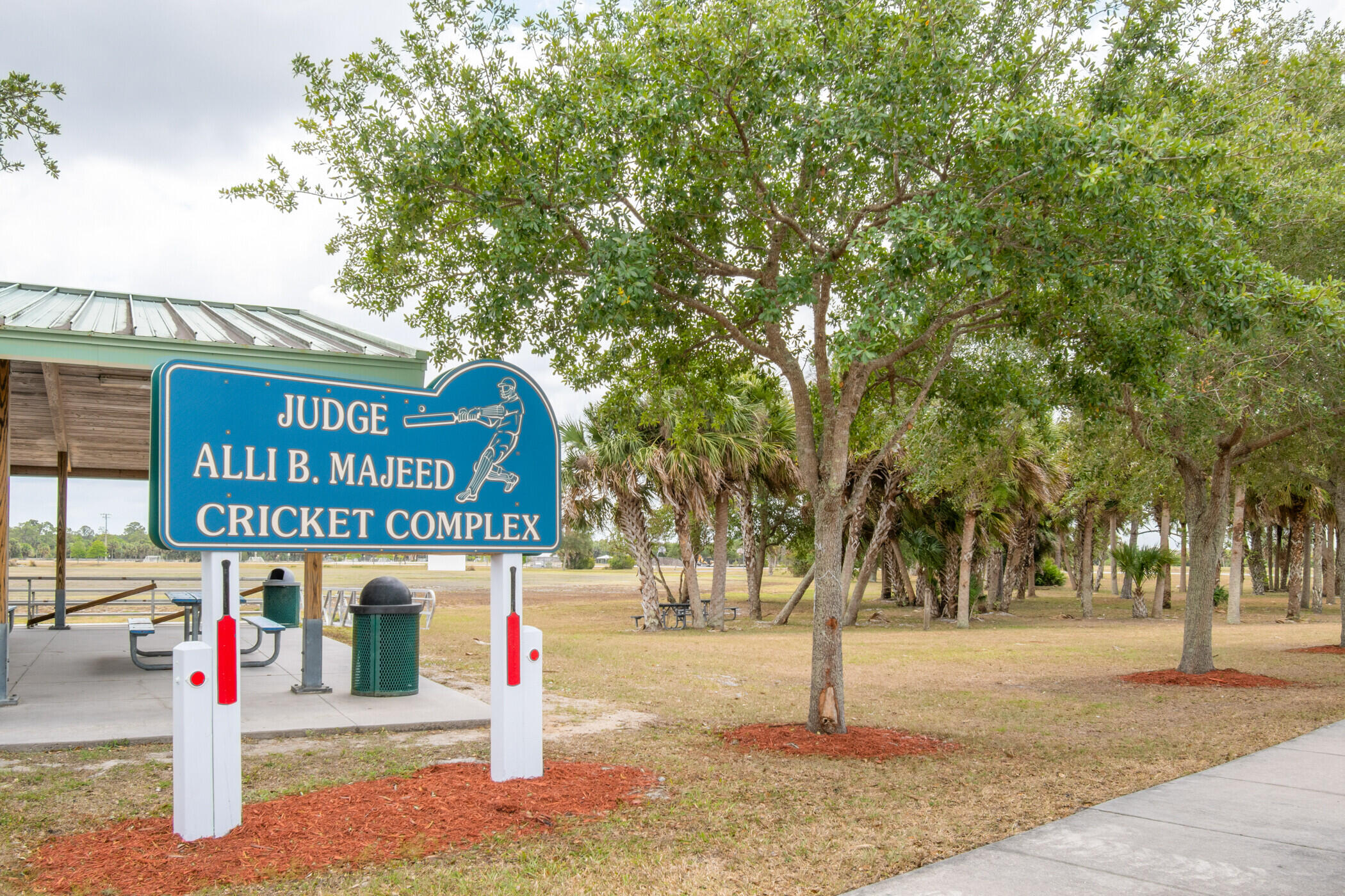 823 Beacon Street NW