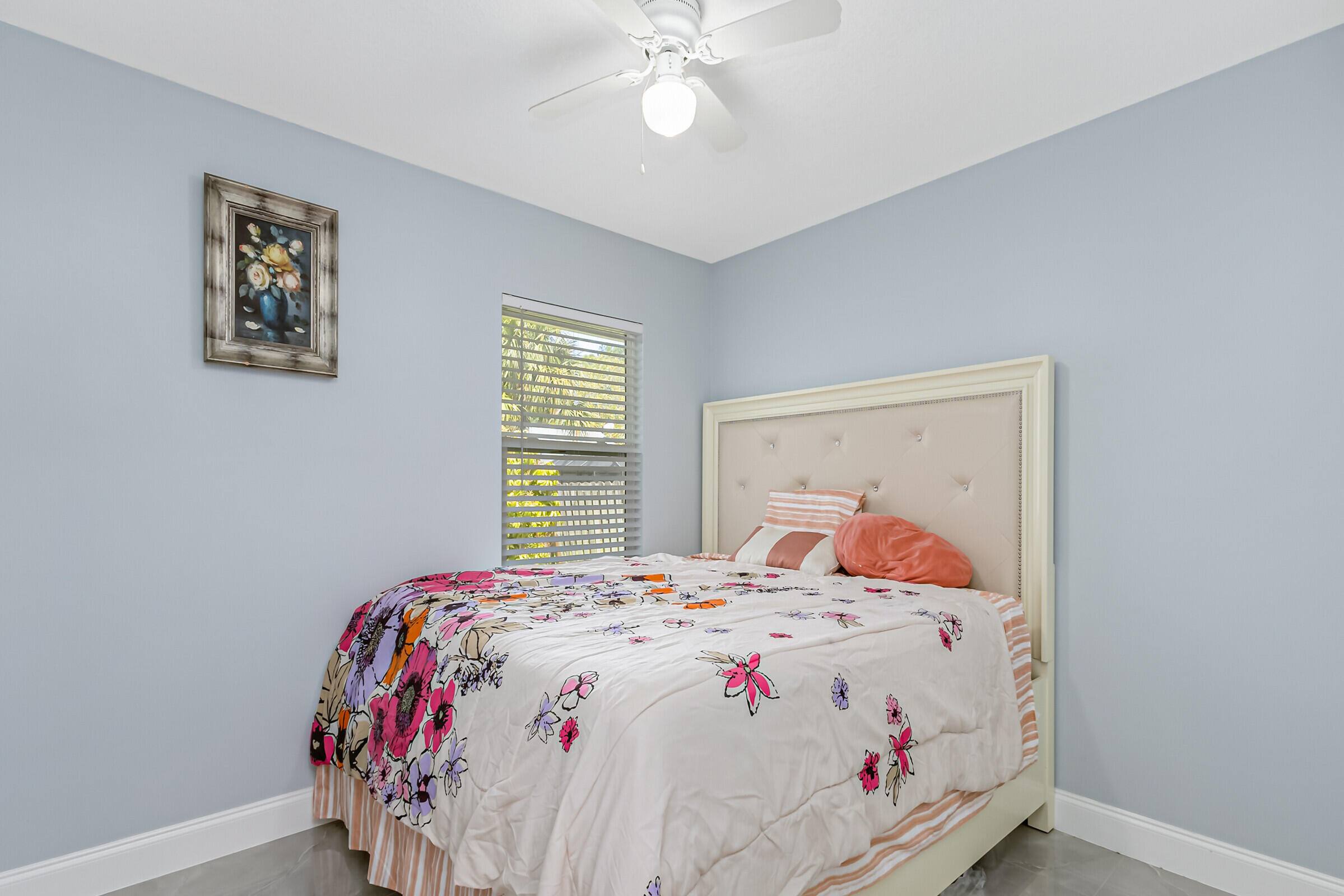 823 Beacon Street NW