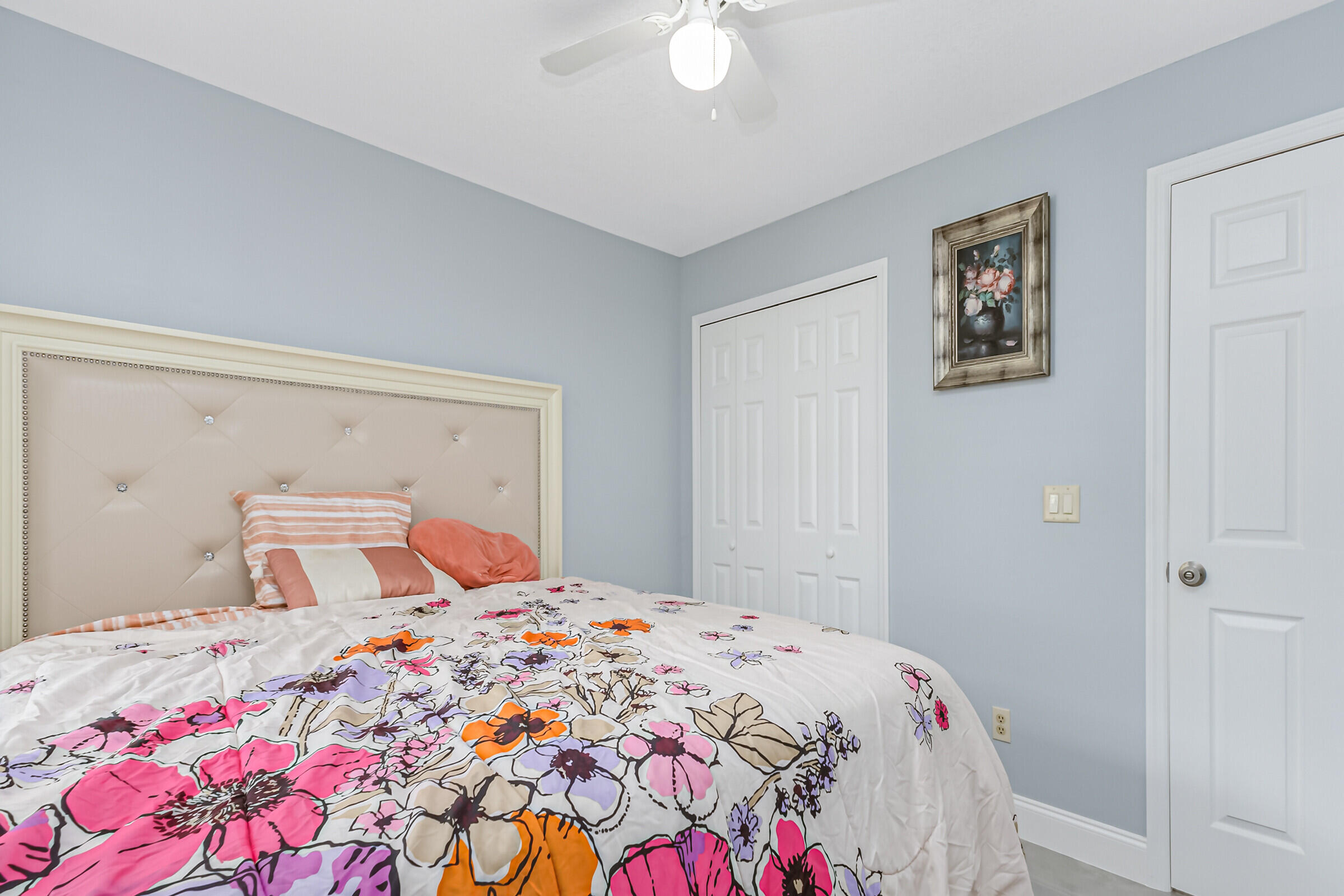 823 Beacon Street NW