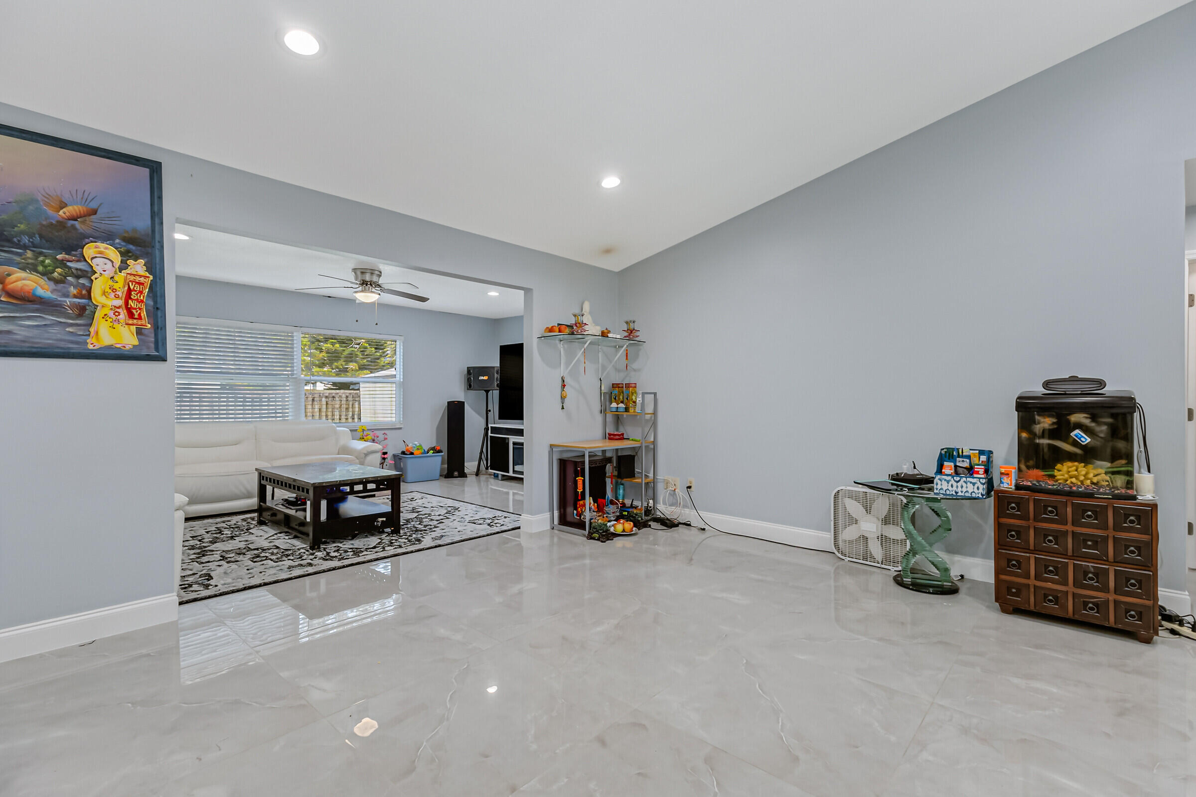 823 Beacon Street NW