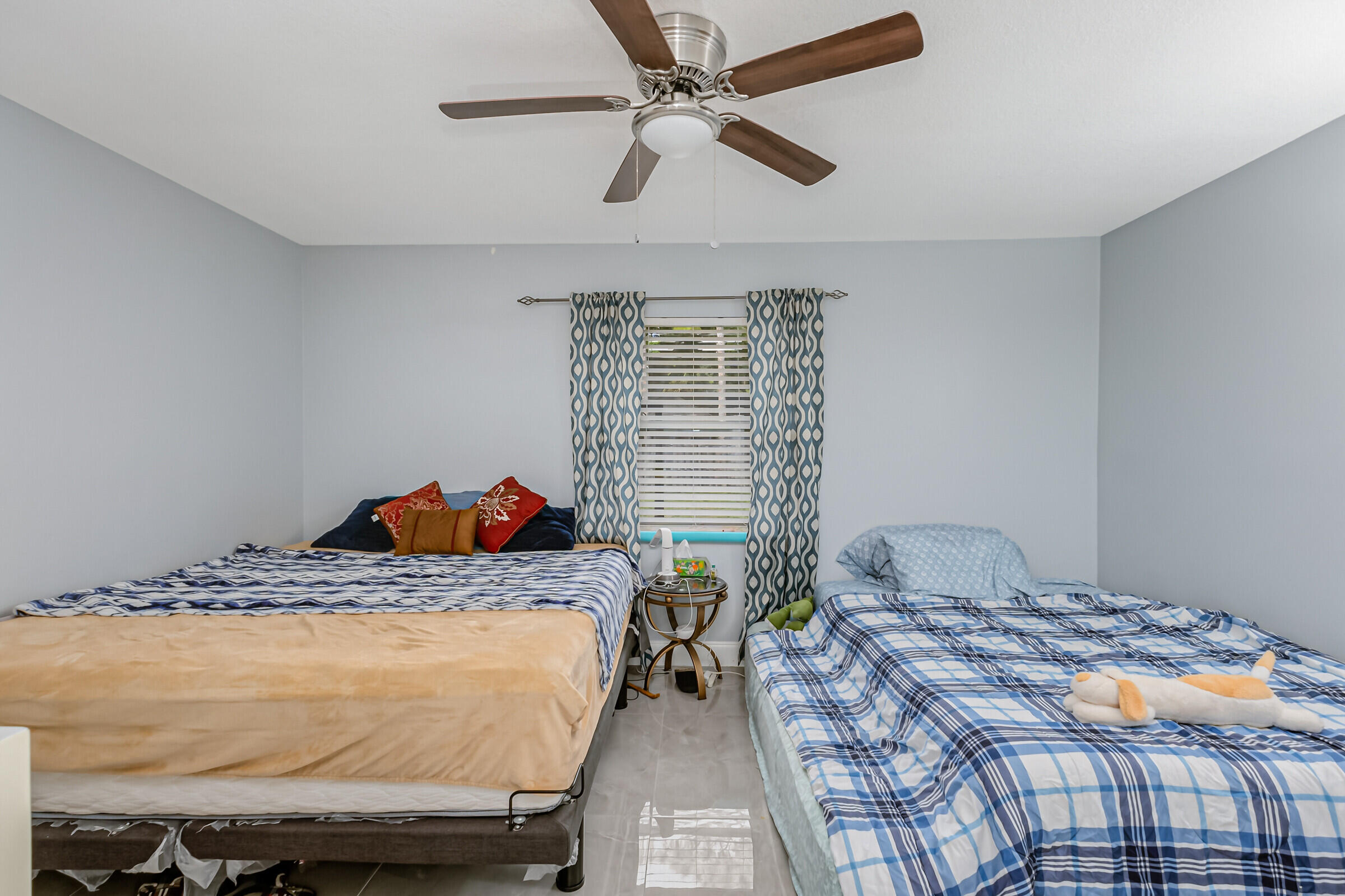 823 Beacon Street NW