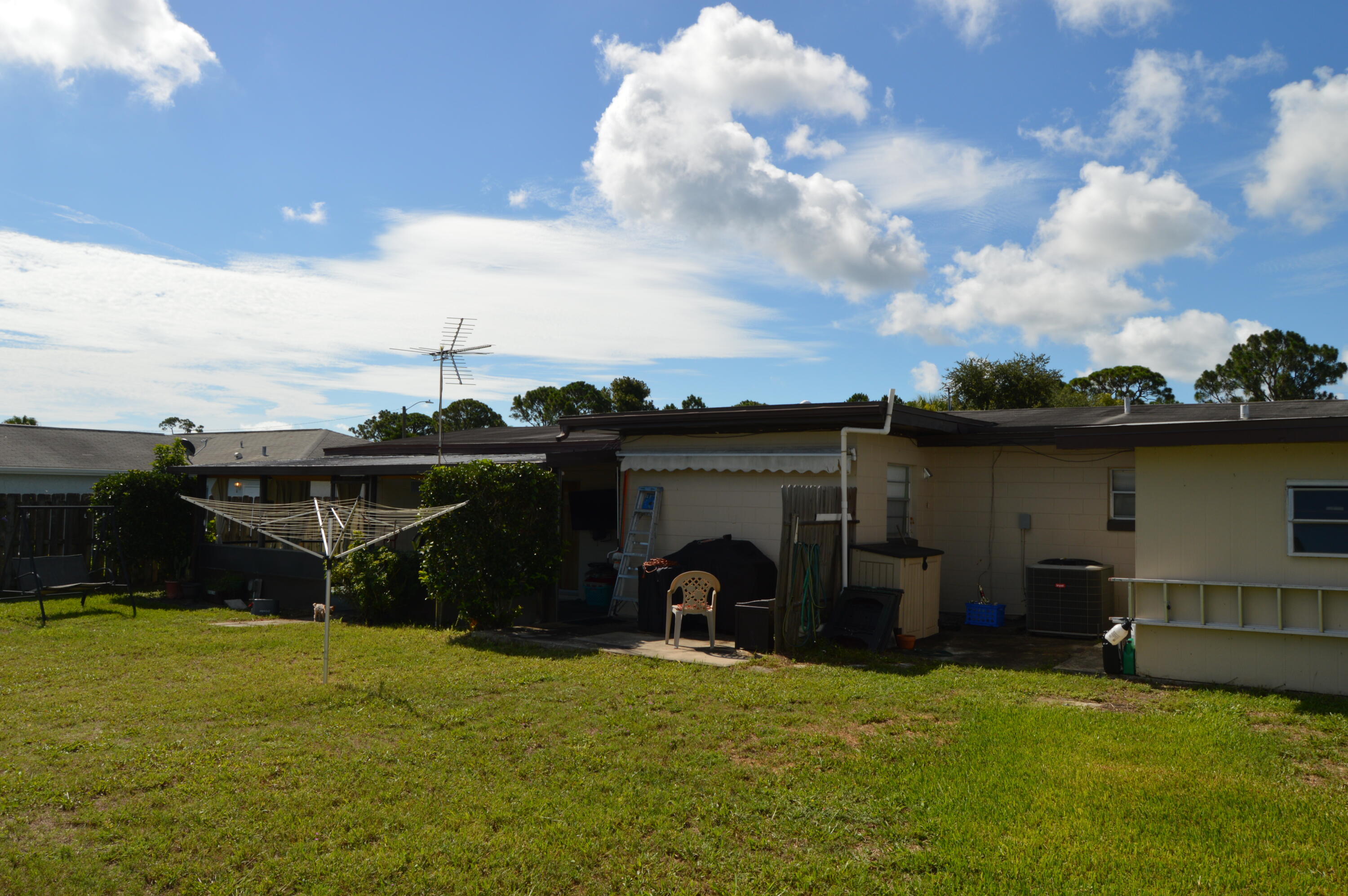 1108 Vineland Street