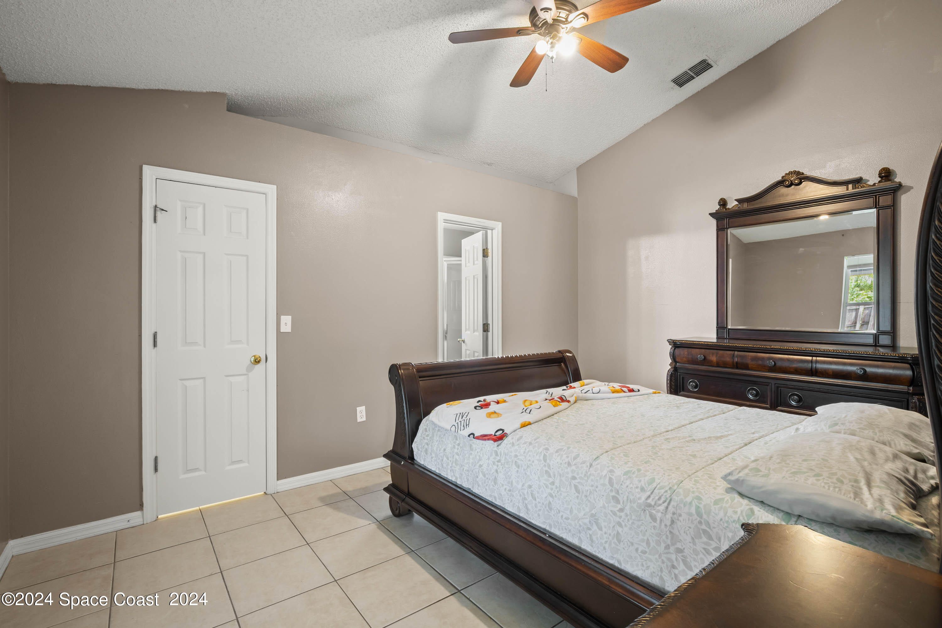 290 Gertrude Avenue SW