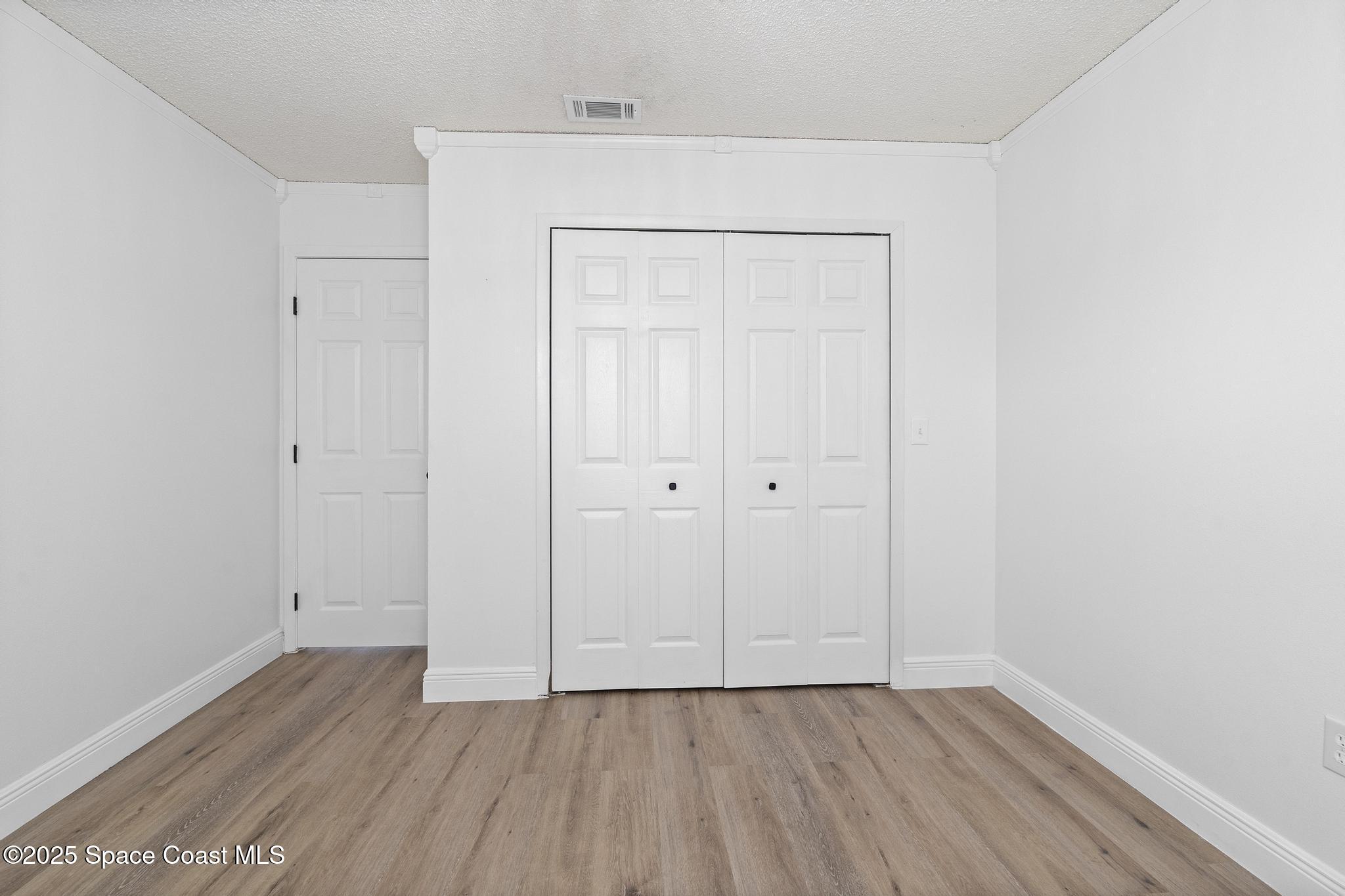 4315 Curtis Boulevard