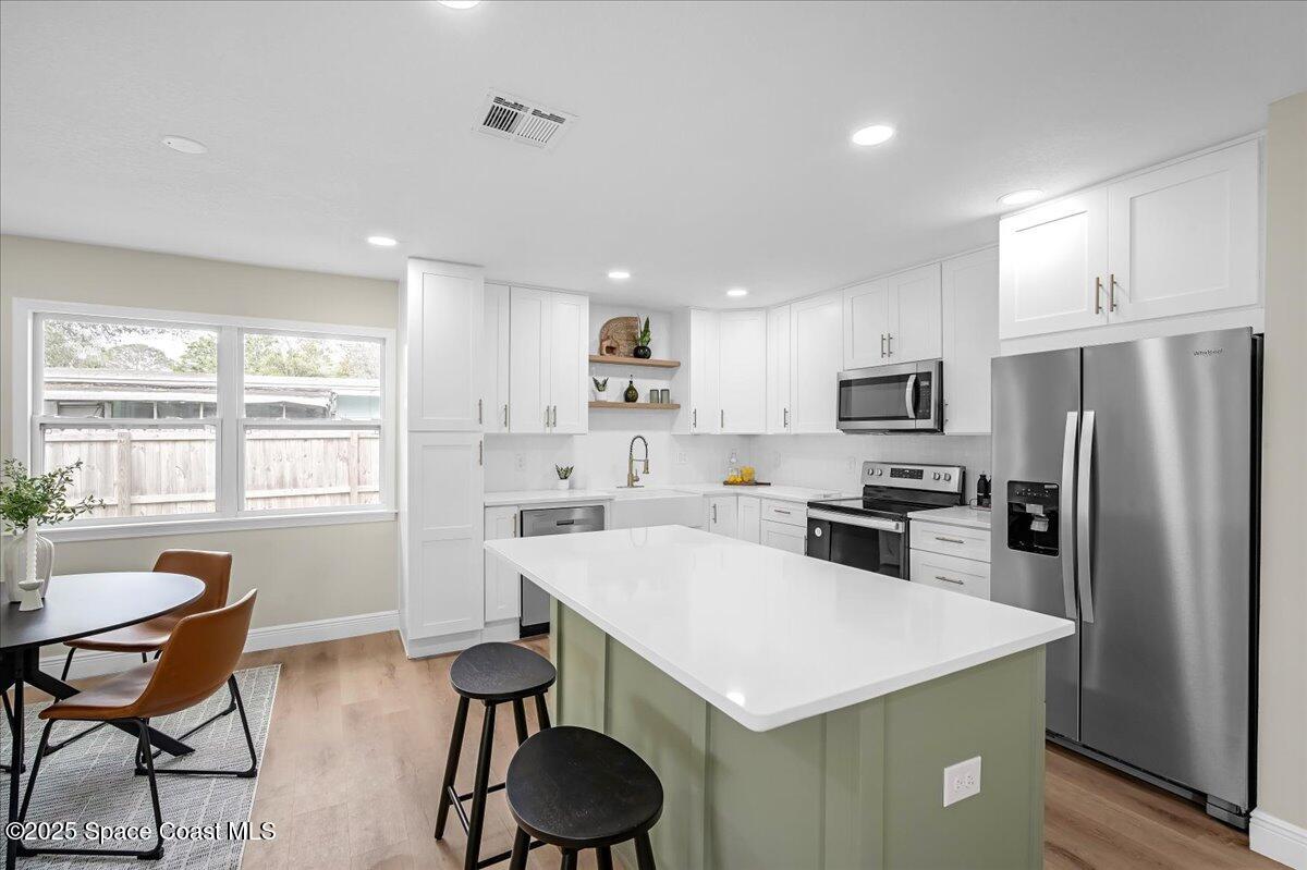 1045 Genevieve Avenue