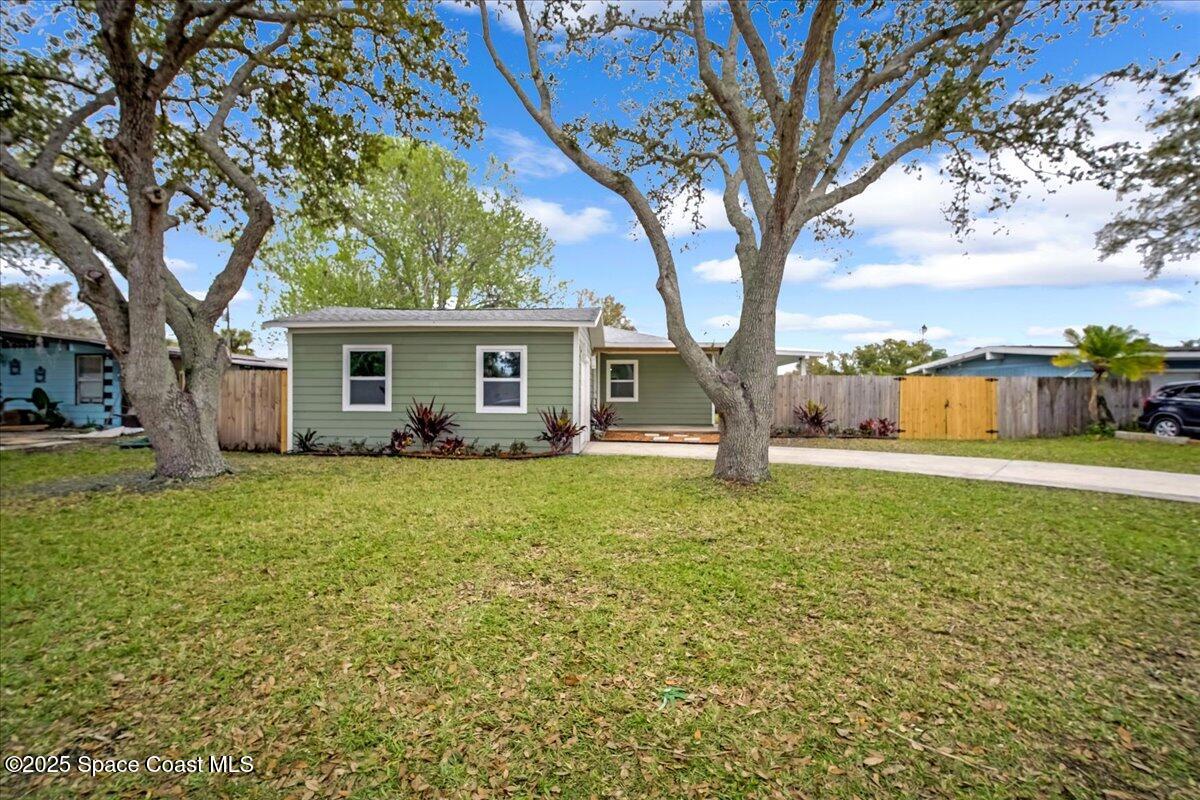 1045 Genevieve Avenue