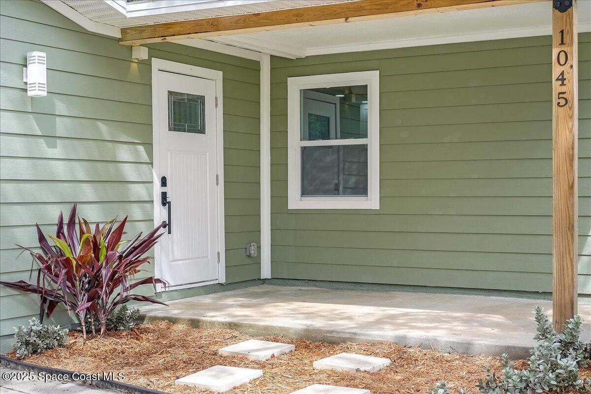 1045 Genevieve Avenue