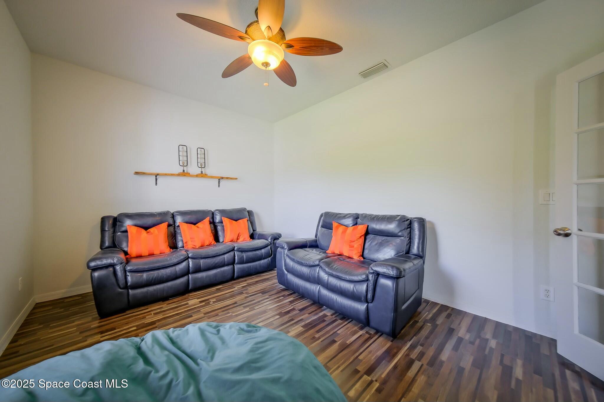 2674 Lakeland Avenue SW