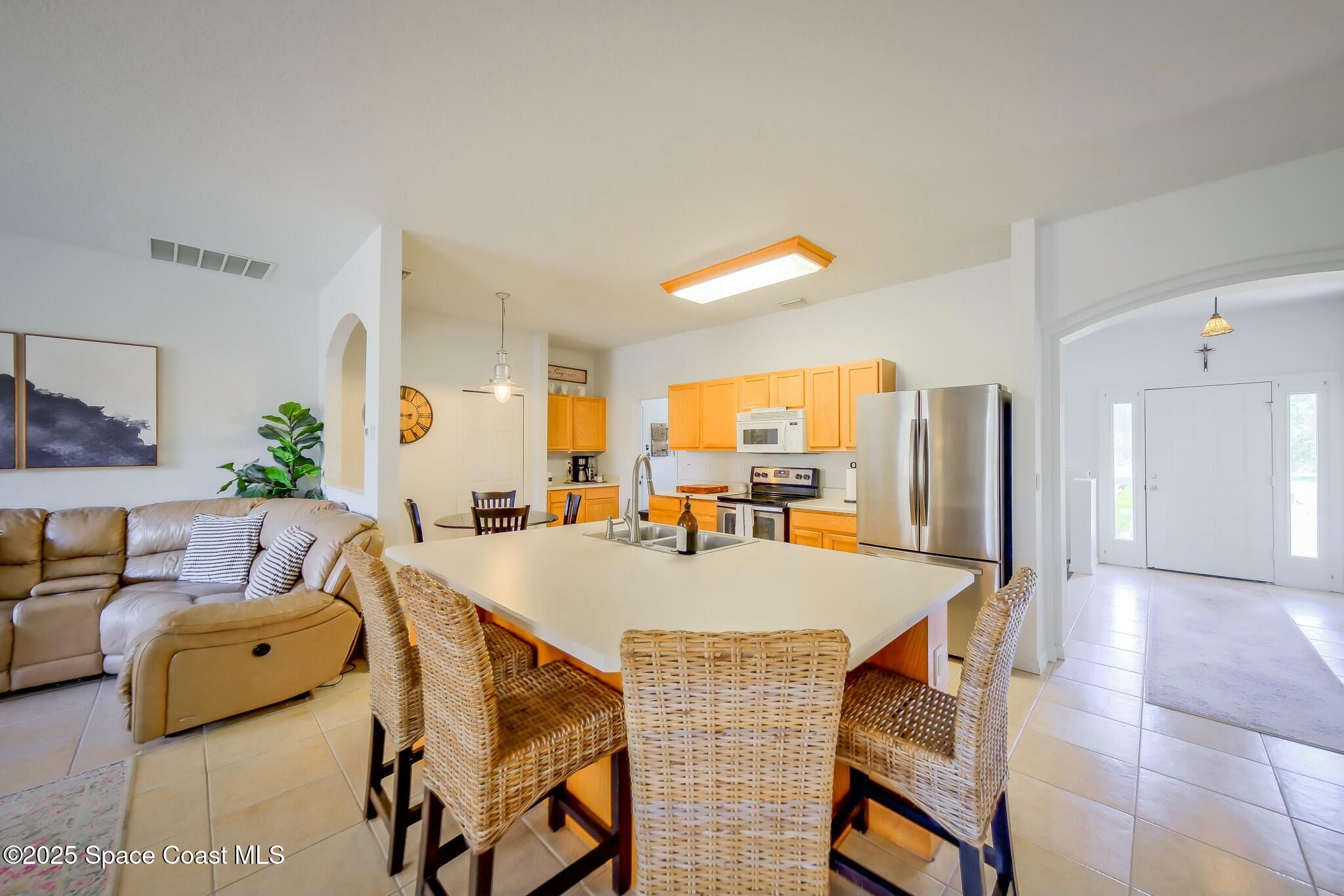 2674 Lakeland Avenue SW