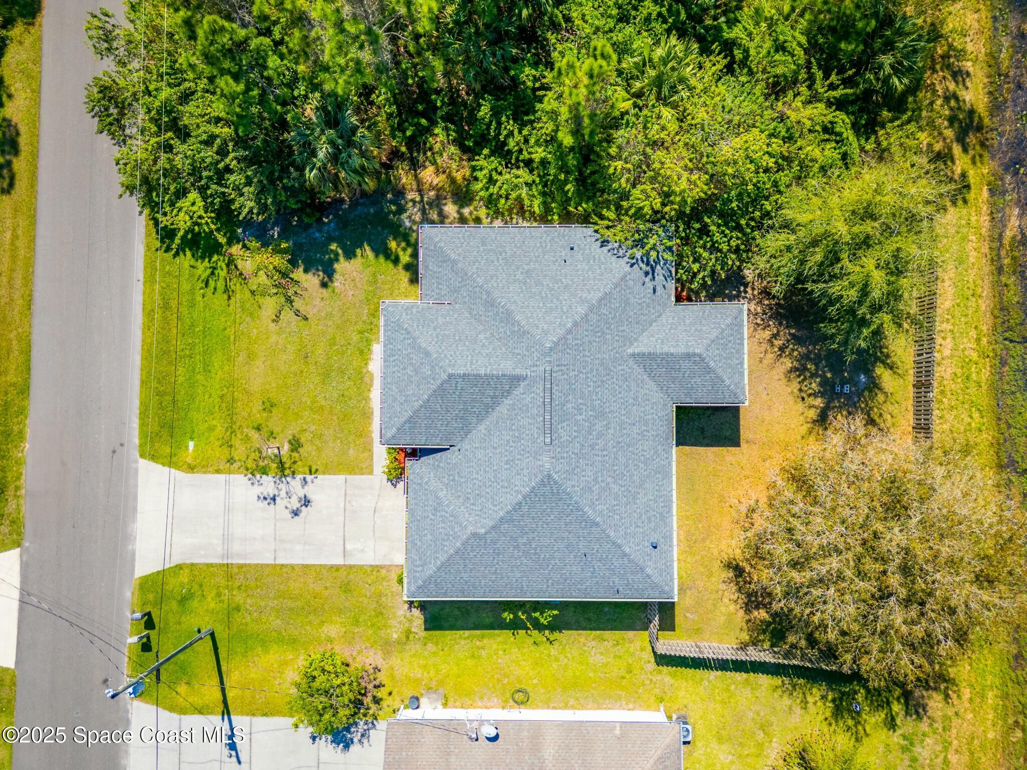 2674 Lakeland Avenue SW