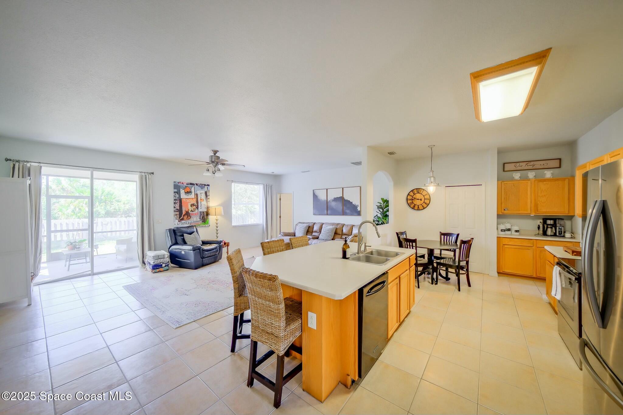 2674 Lakeland Avenue SW