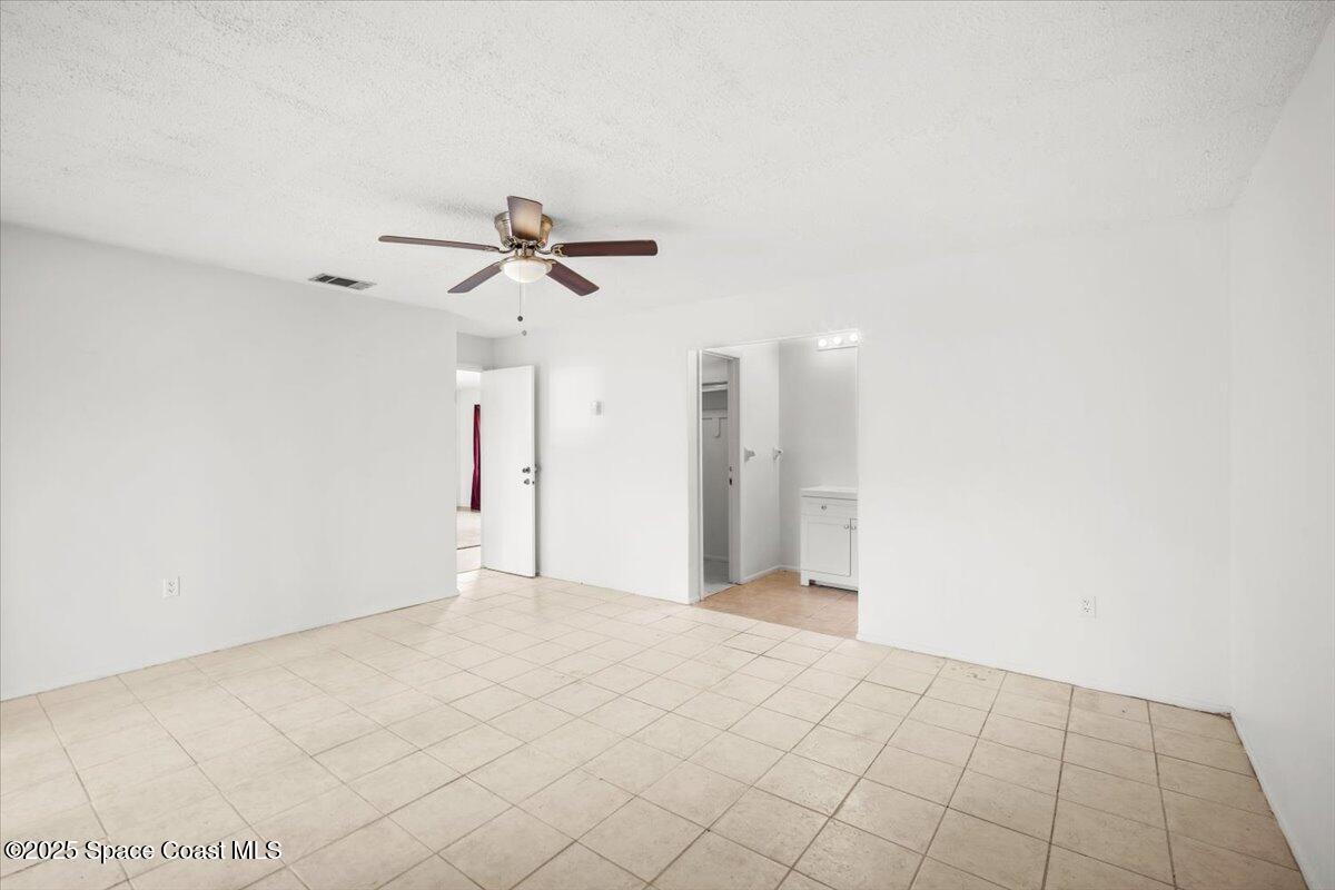 326 Brescia Street NE