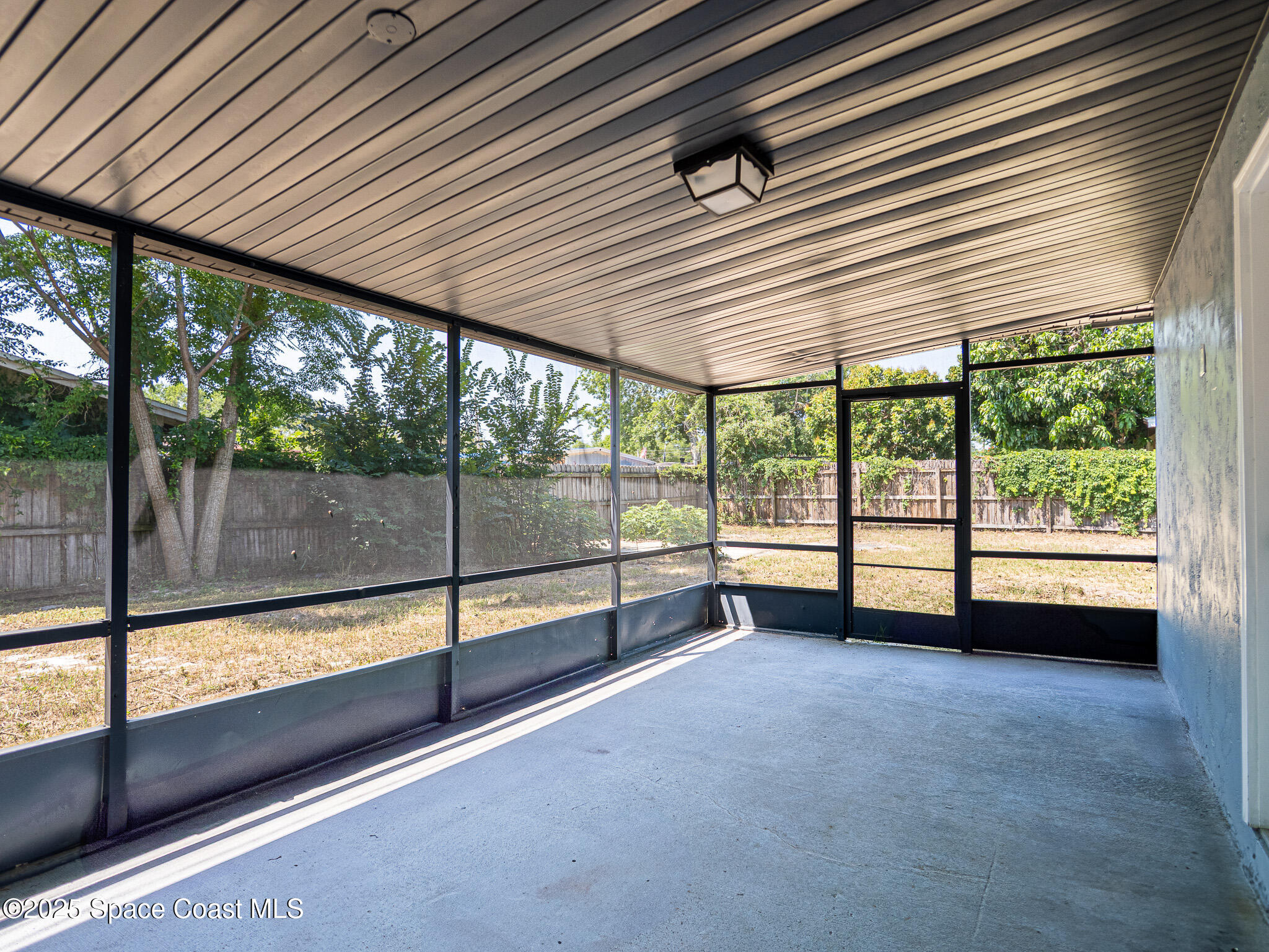 1229 Deneece Terrace