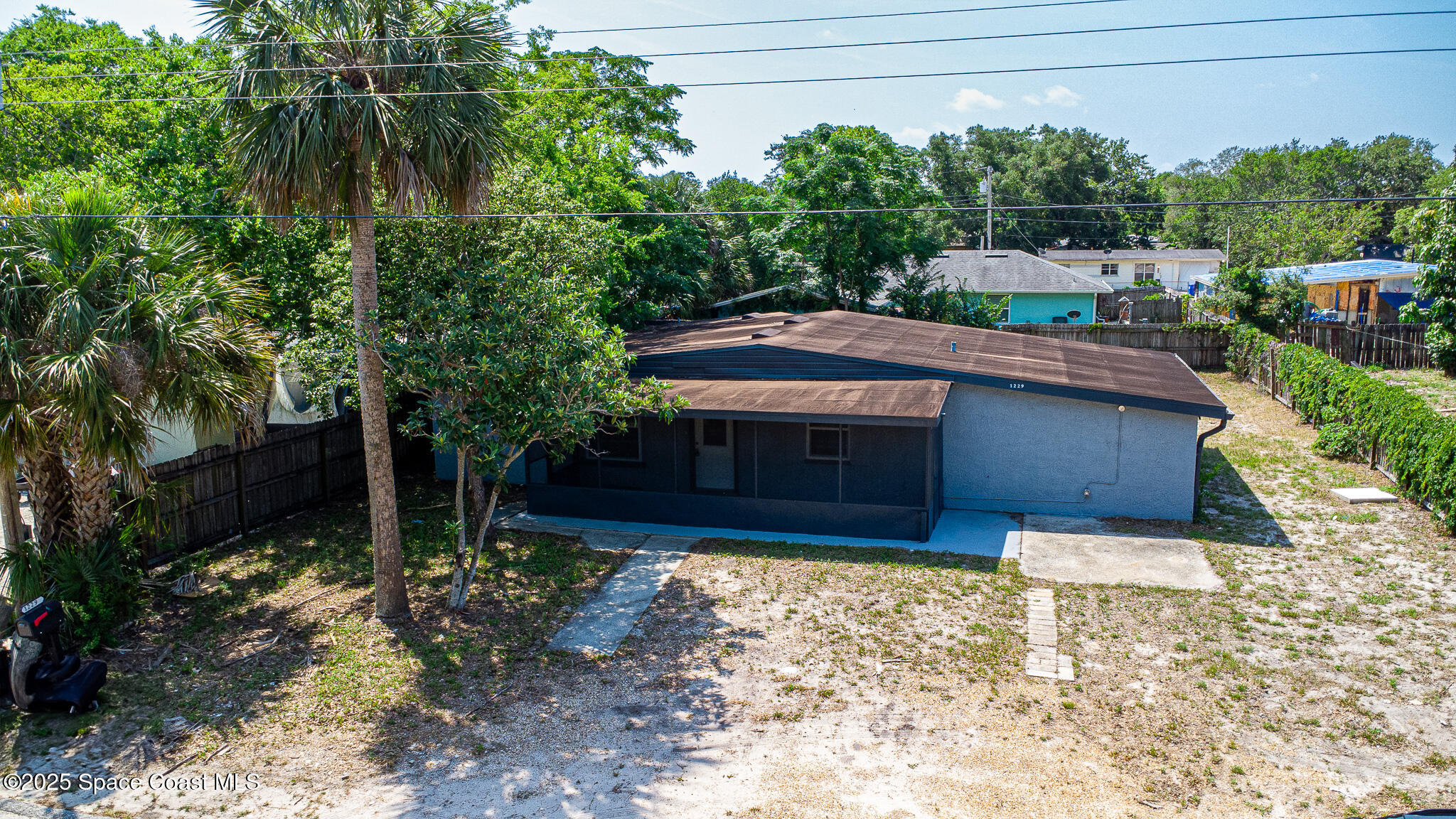 1229 Deneece Terrace