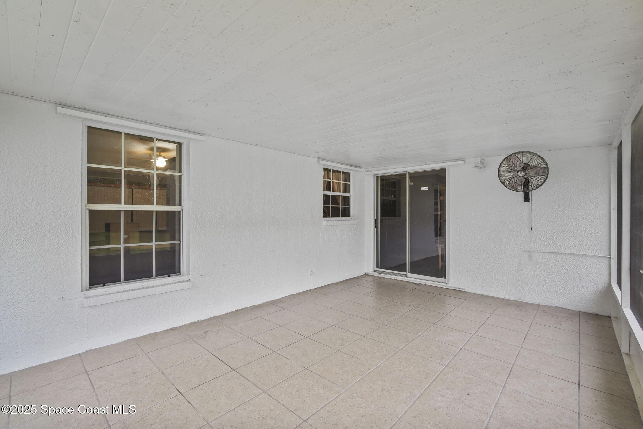 627 Firestone Street NE