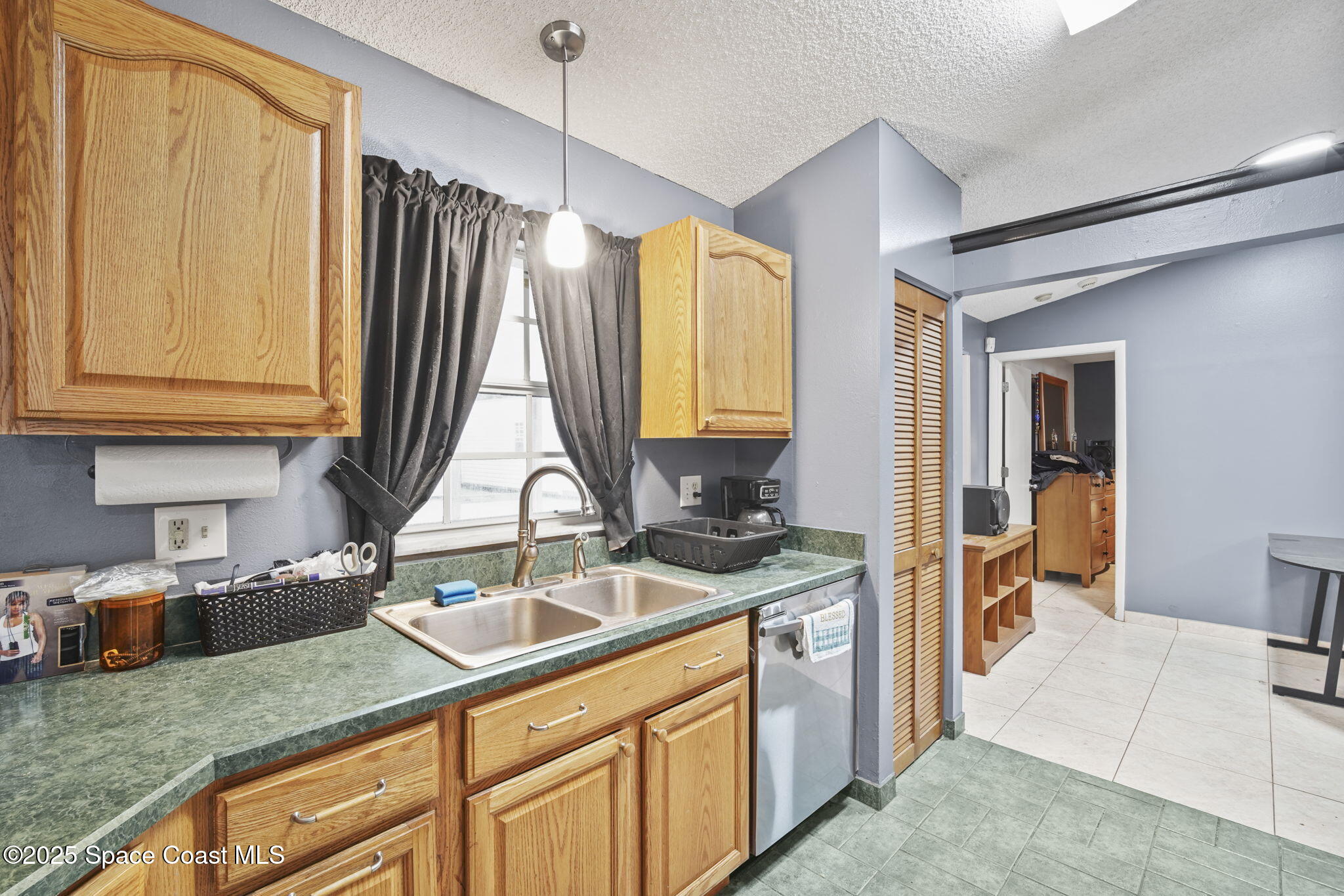 627 Firestone Street NE