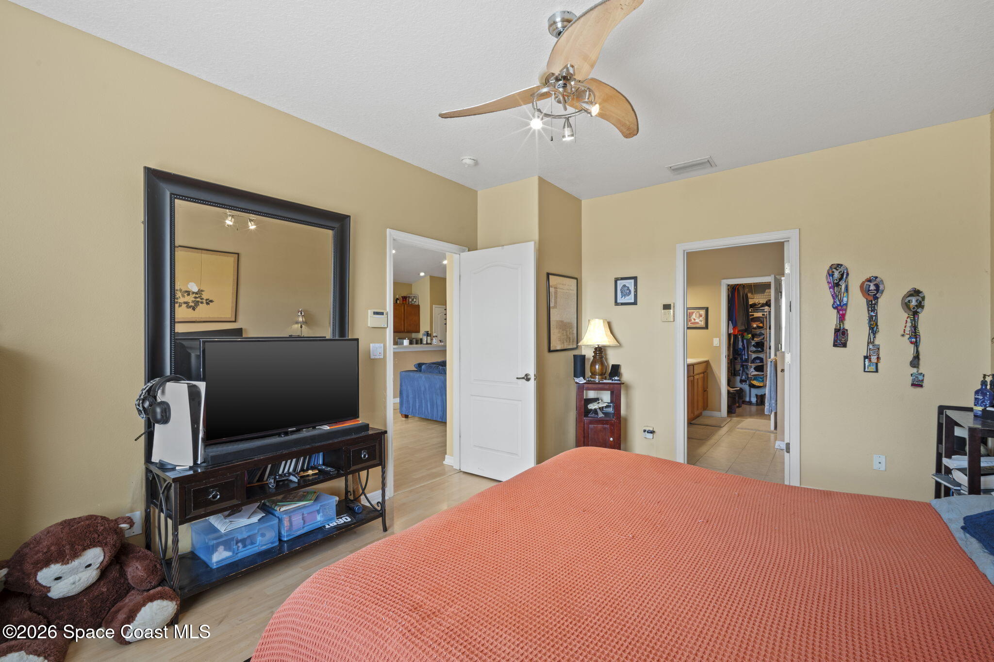 1065 Venetian Drive 205