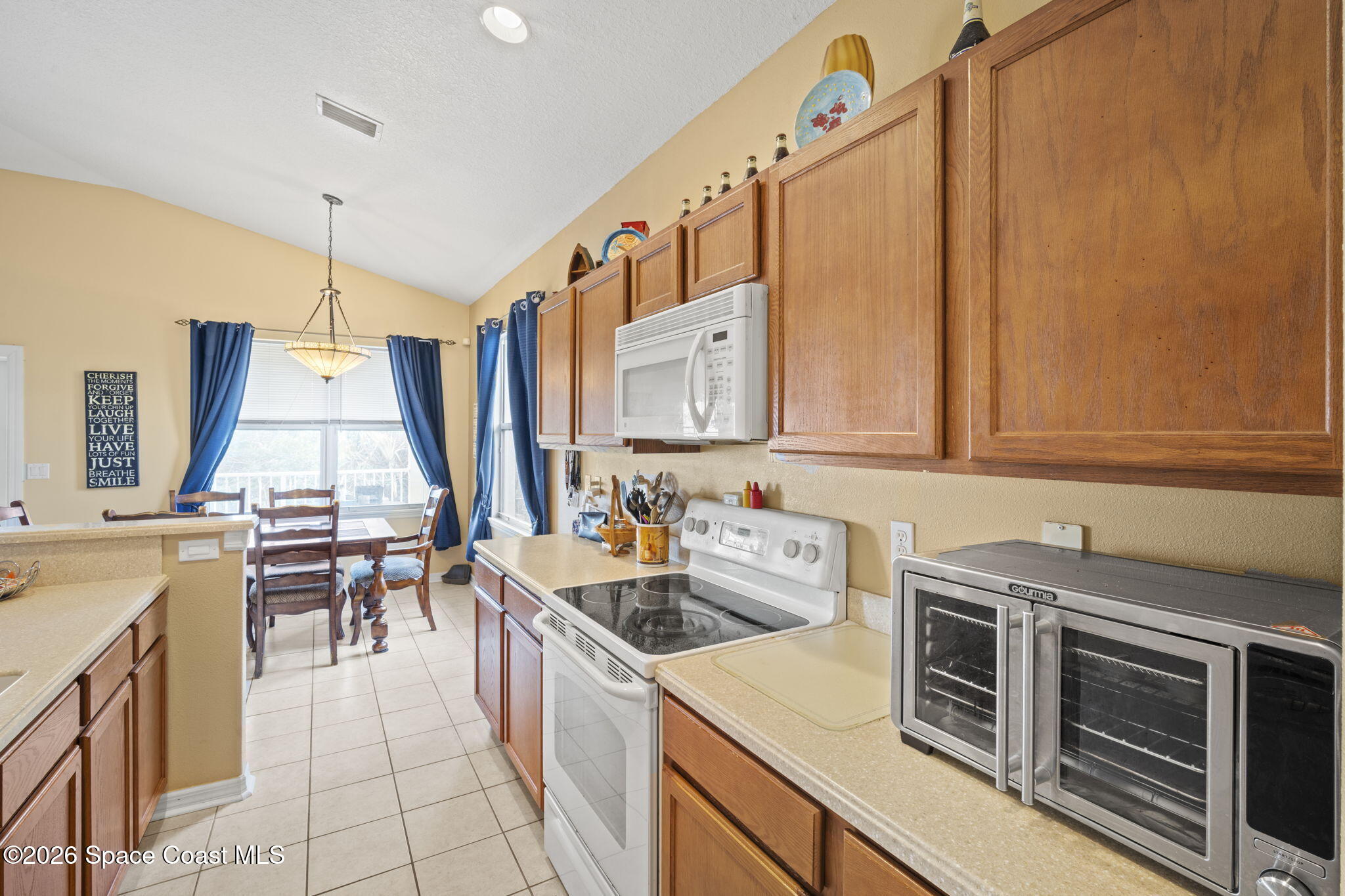 1065 Venetian Drive 205