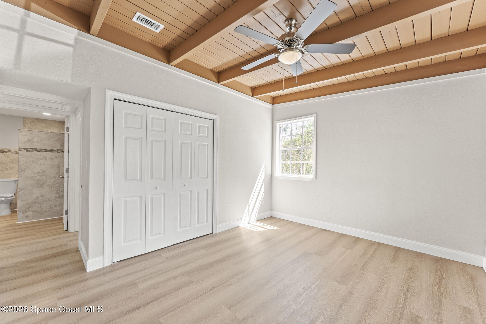 1564 Grandview Way