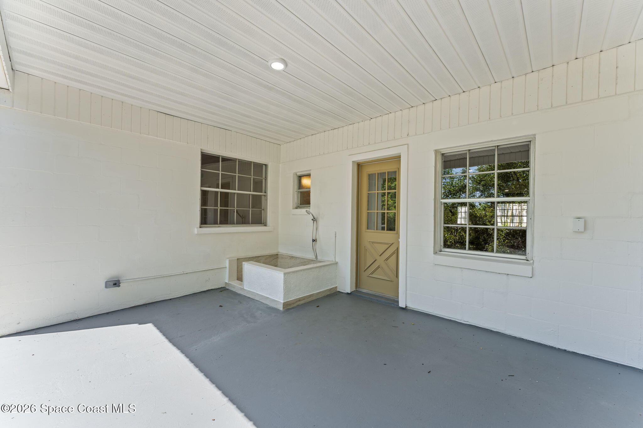1564 Grandview Way