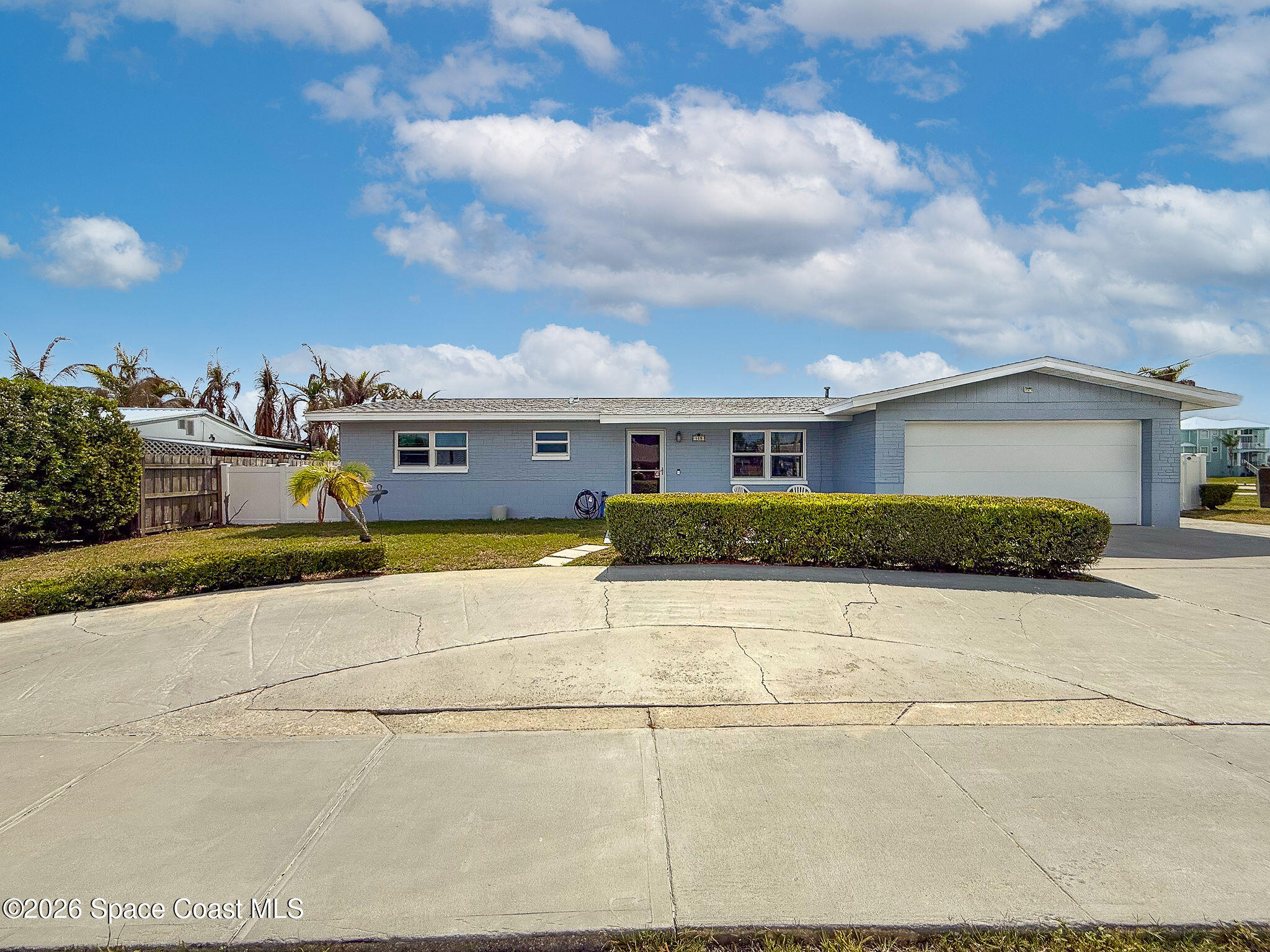 425 Newfound Harbor Drive