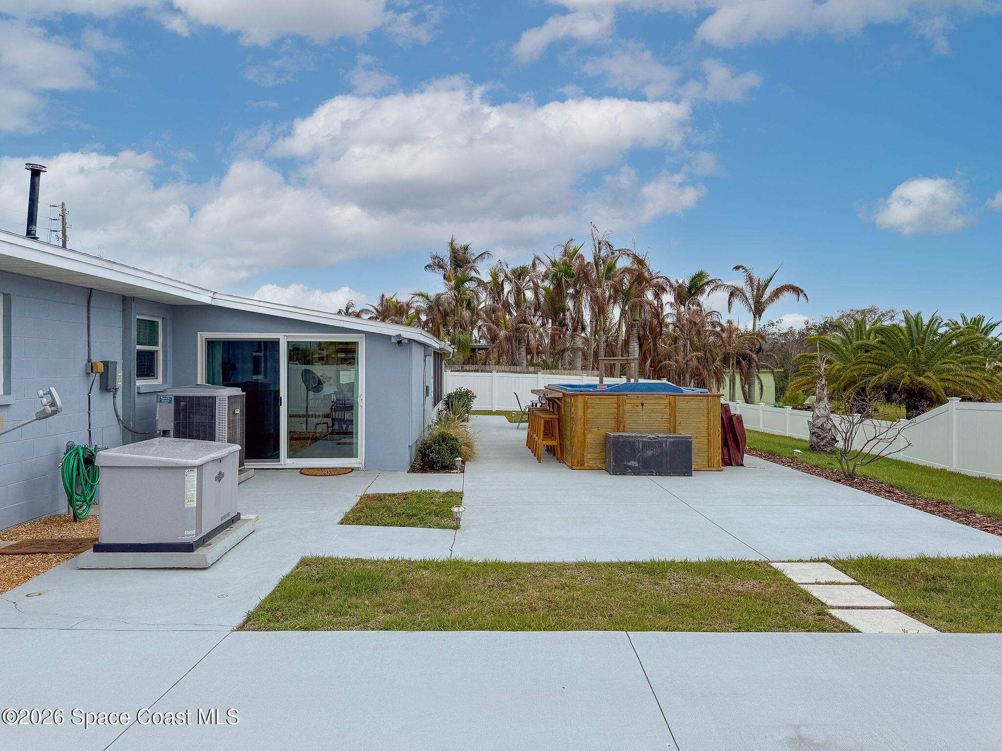 425 Newfound Harbor Drive