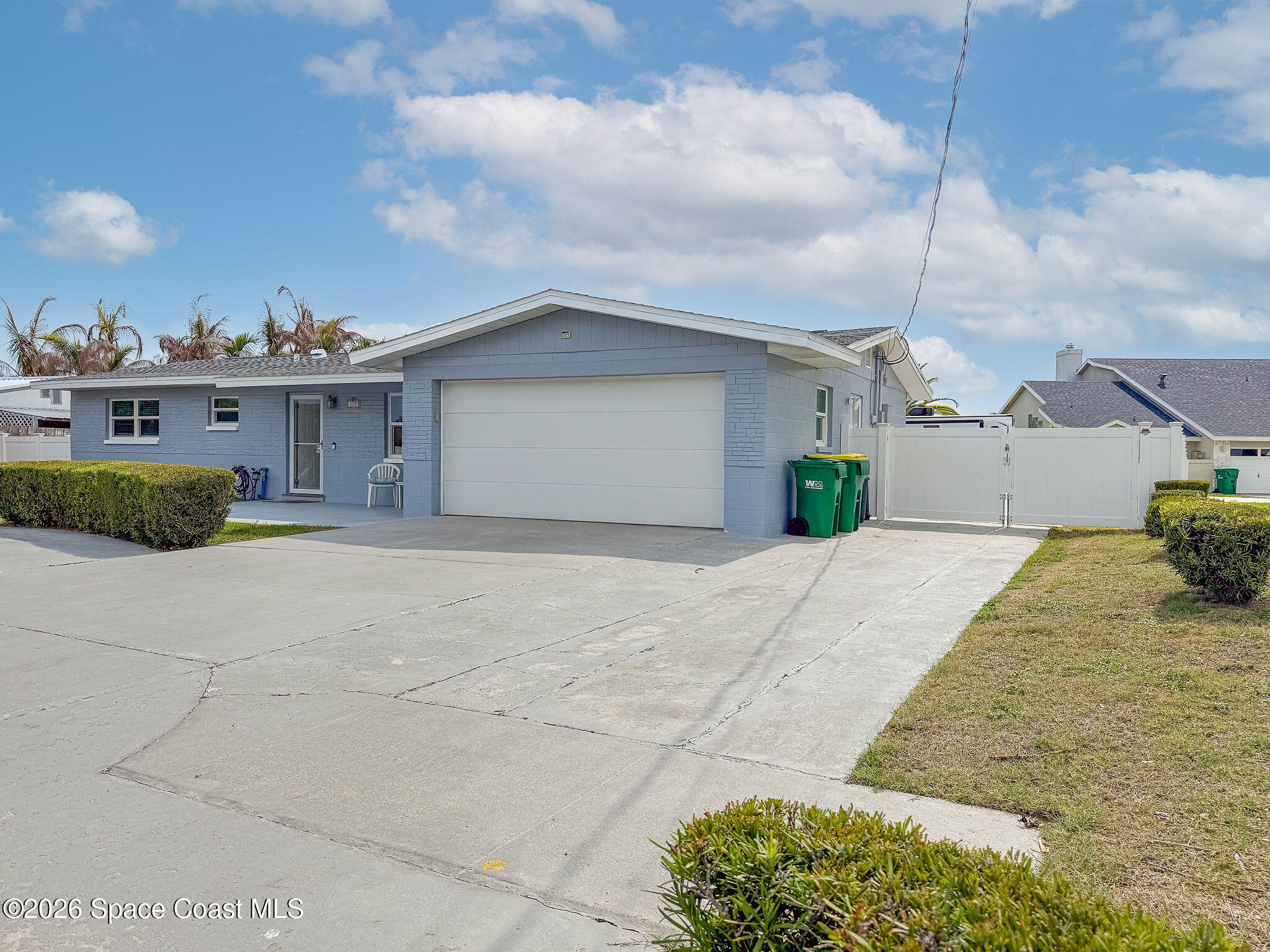 425 Newfound Harbor Drive