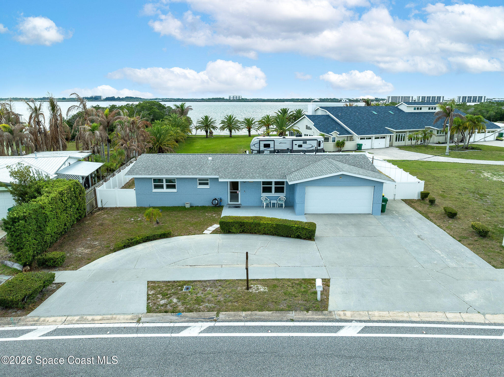 425 Newfound Harbor Drive