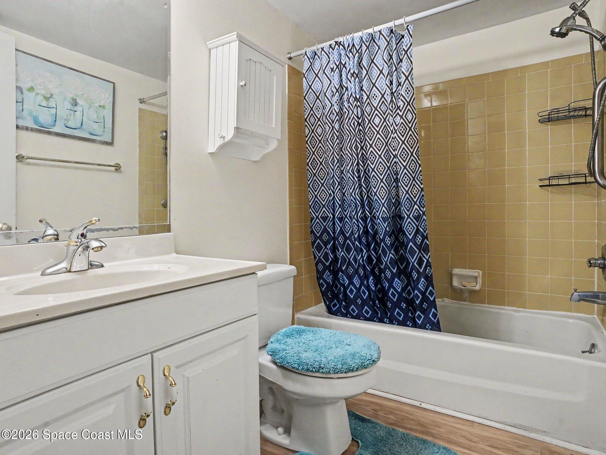 3135 Shady Dell Lane 215
