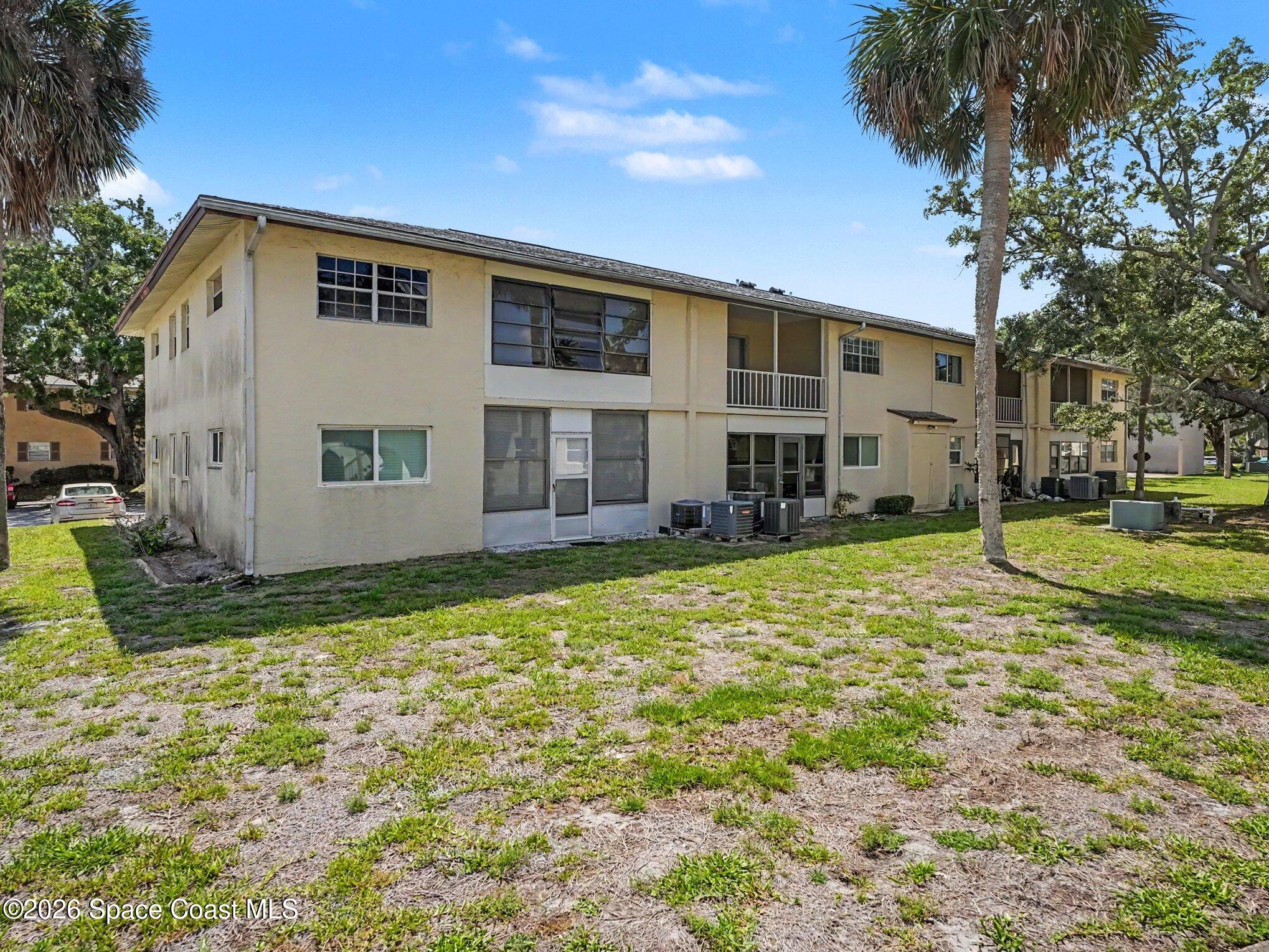 3135 Shady Dell Lane 215