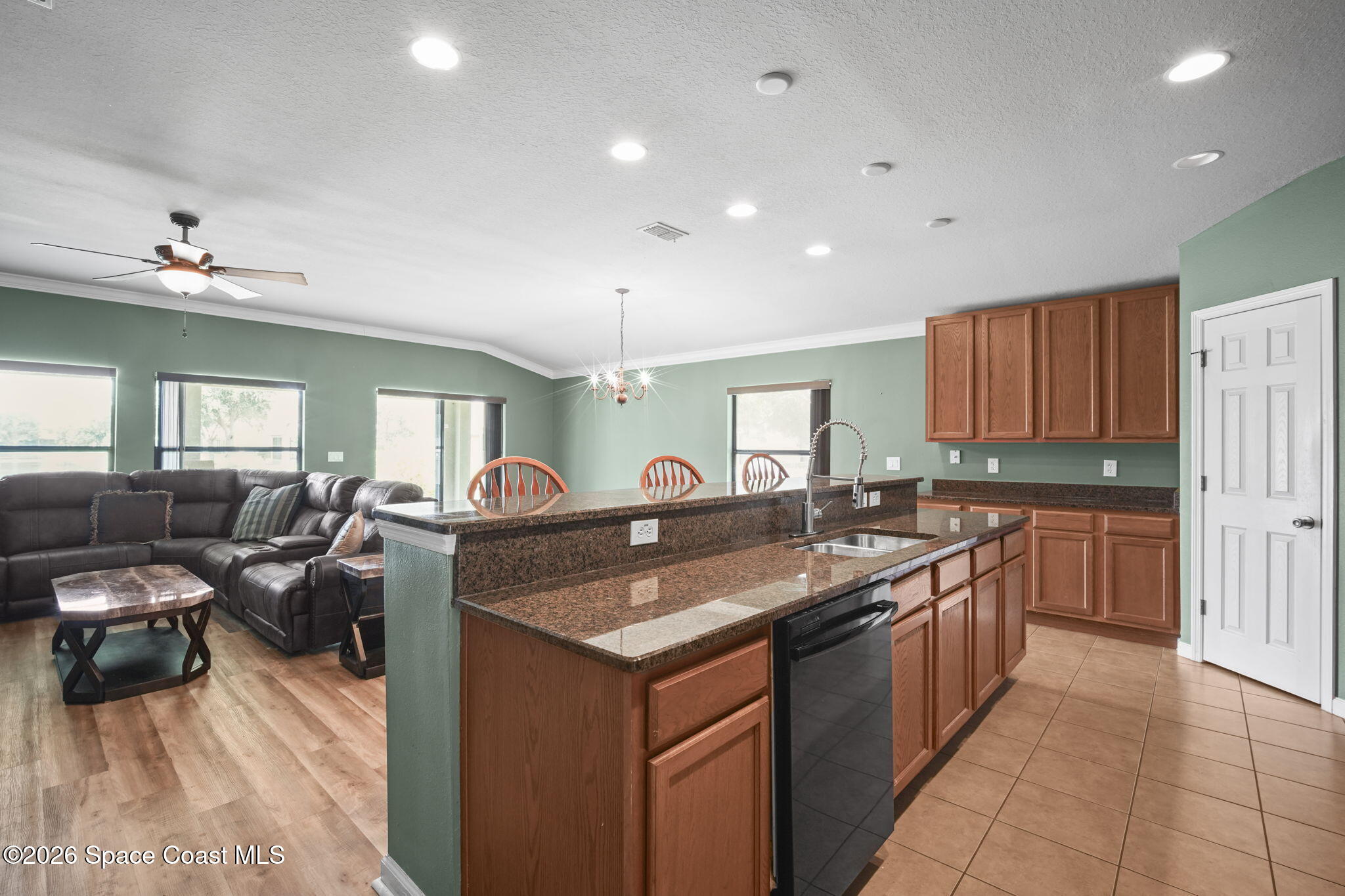 345 Dryden Circle